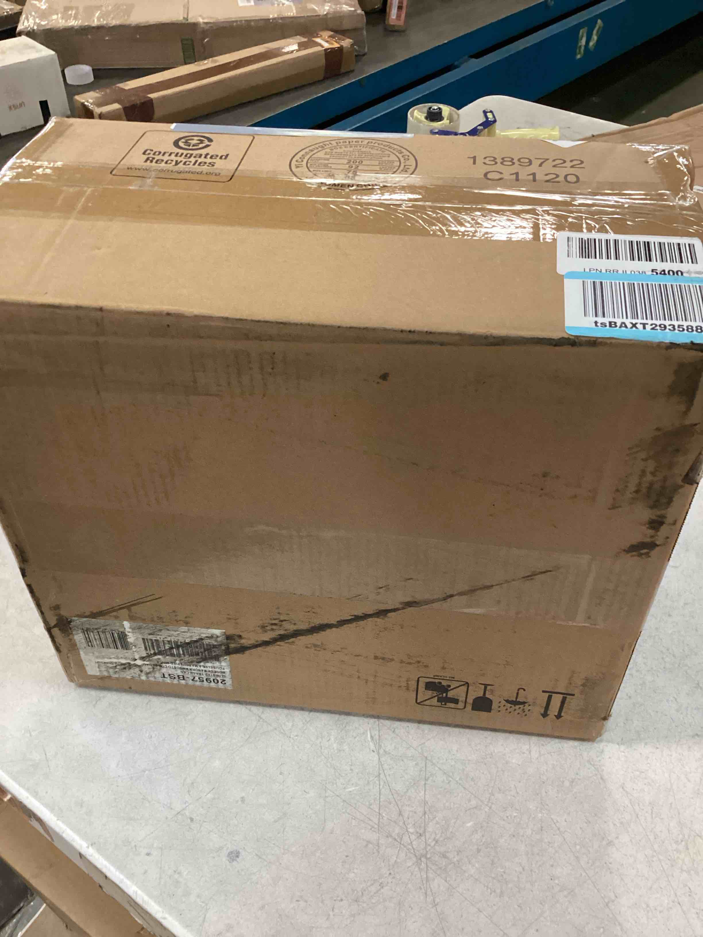 https://s3.amazonaws.com/lotting-images-prod/bidfta/ORG6455091_1719344219032.jpeg