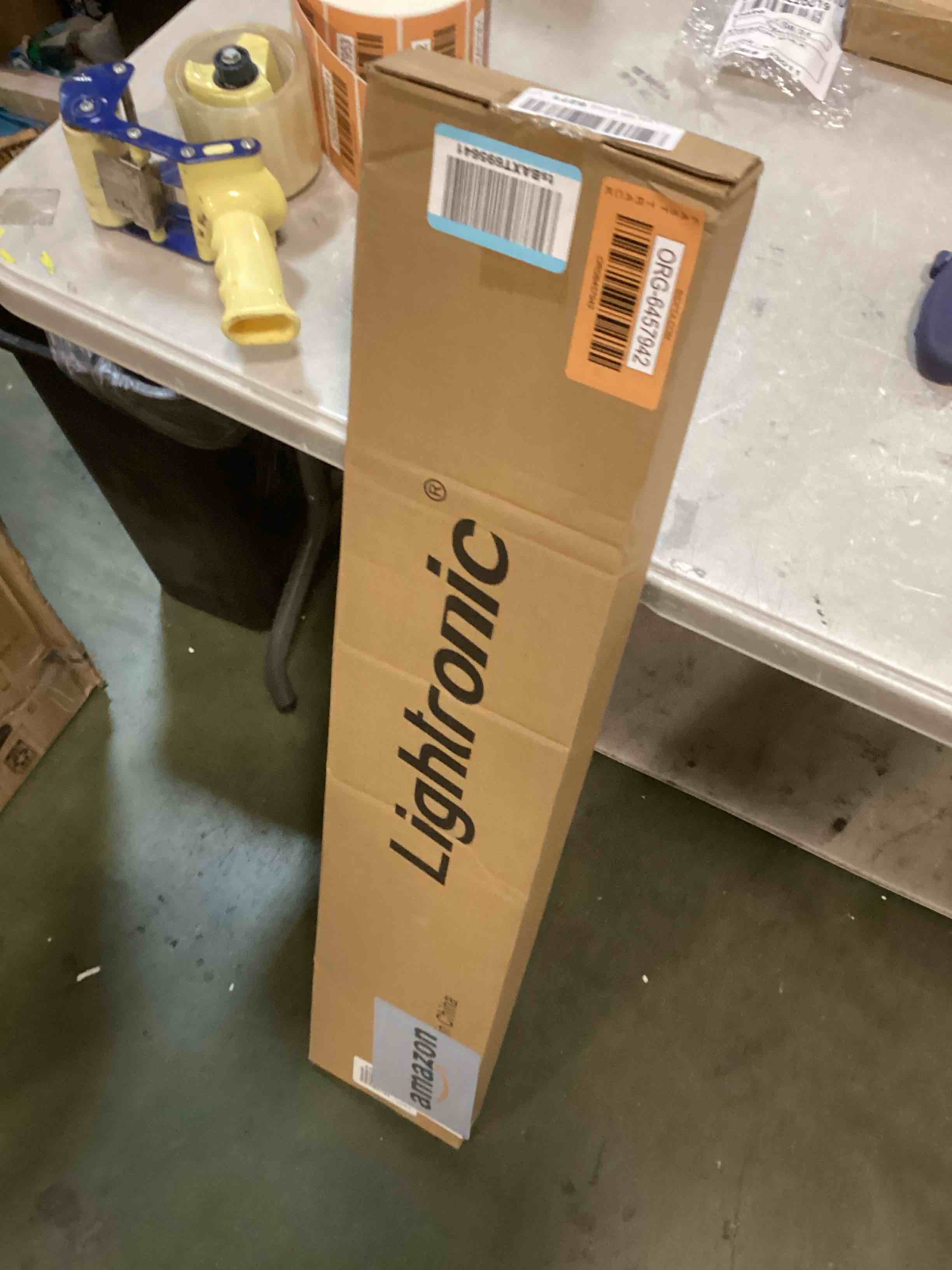 https://s3.amazonaws.com/lotting-images-prod/bidfta/ORG6457942_1721045623617.jpeg