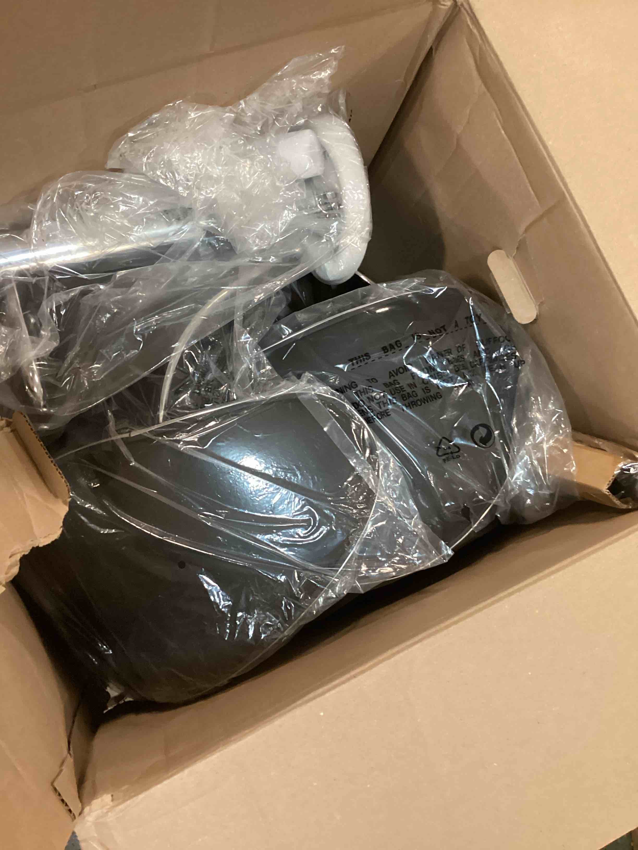 https://s3.amazonaws.com/lotting-images-prod/bidfta/ORG6458323_1721220639835.jpeg