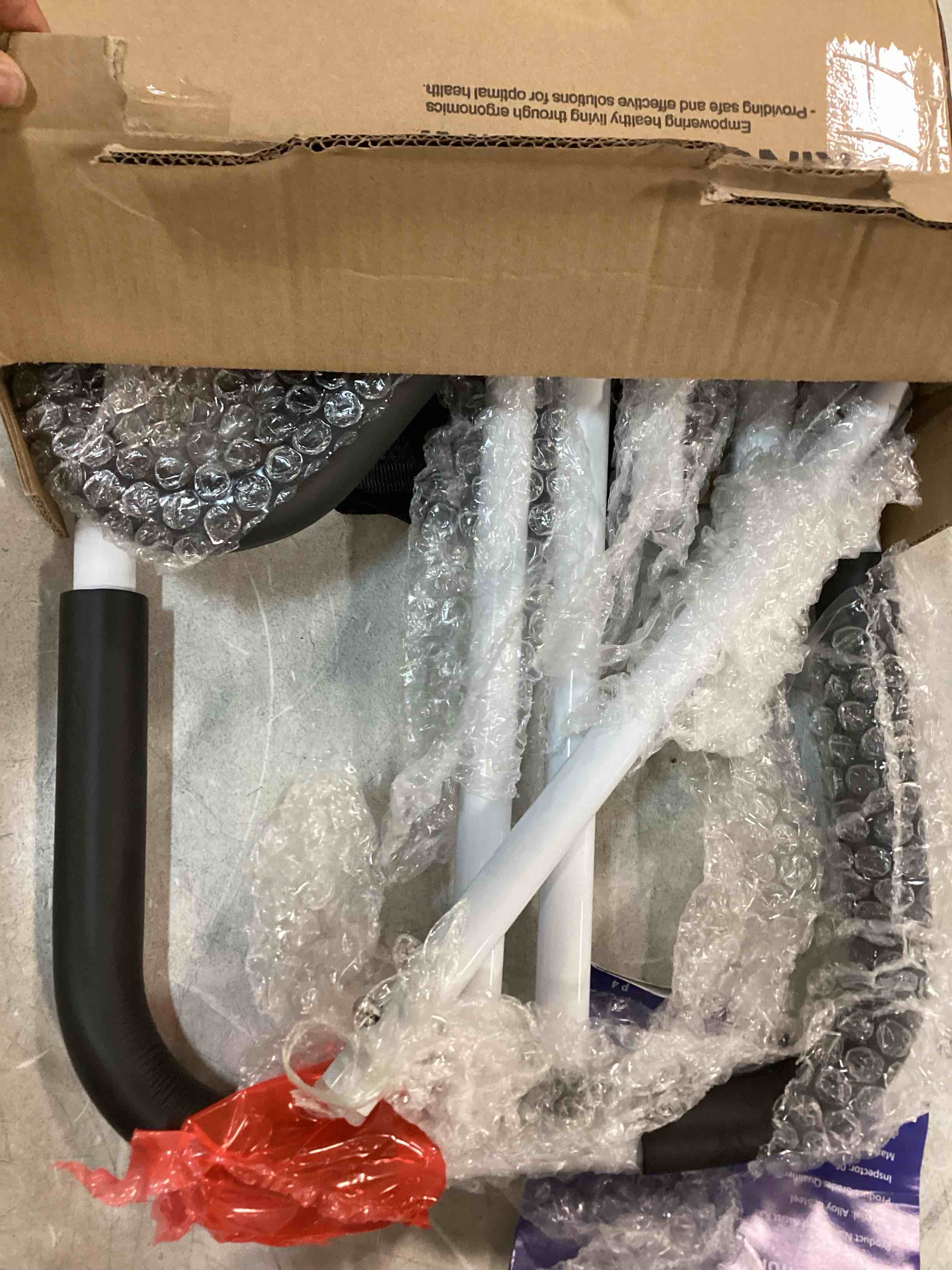 https://s3.amazonaws.com/lotting-images-prod/bidfta/ORG6458563_1721251463150.jpeg