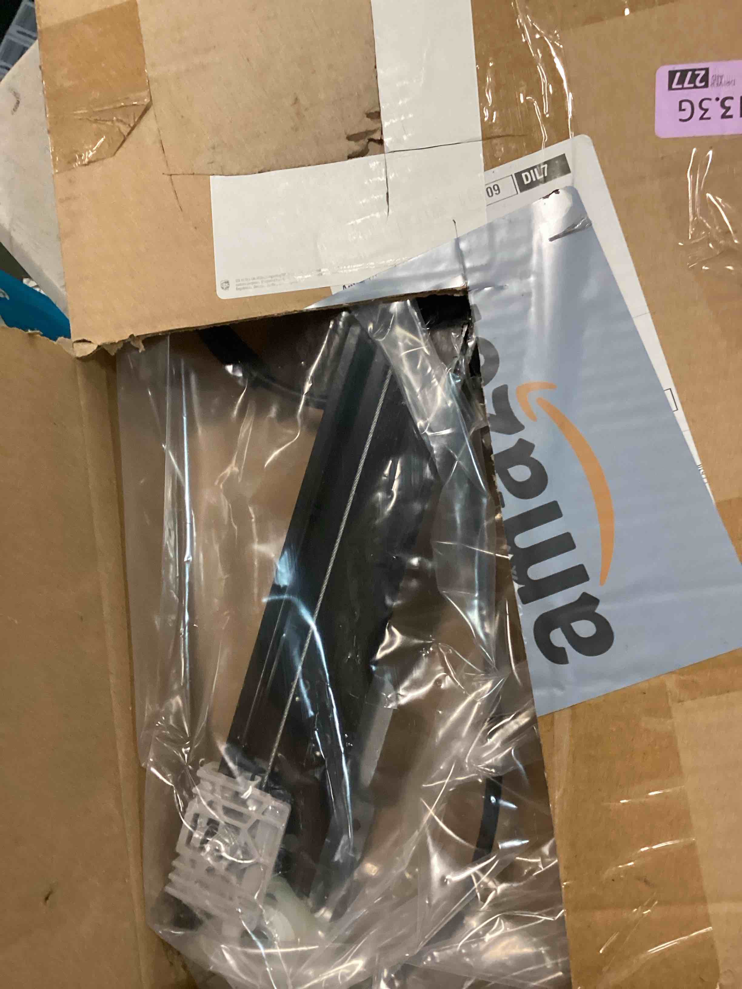 https://s3.amazonaws.com/lotting-images-prod/bidfta/ORG6461078_1719250034475.jpeg