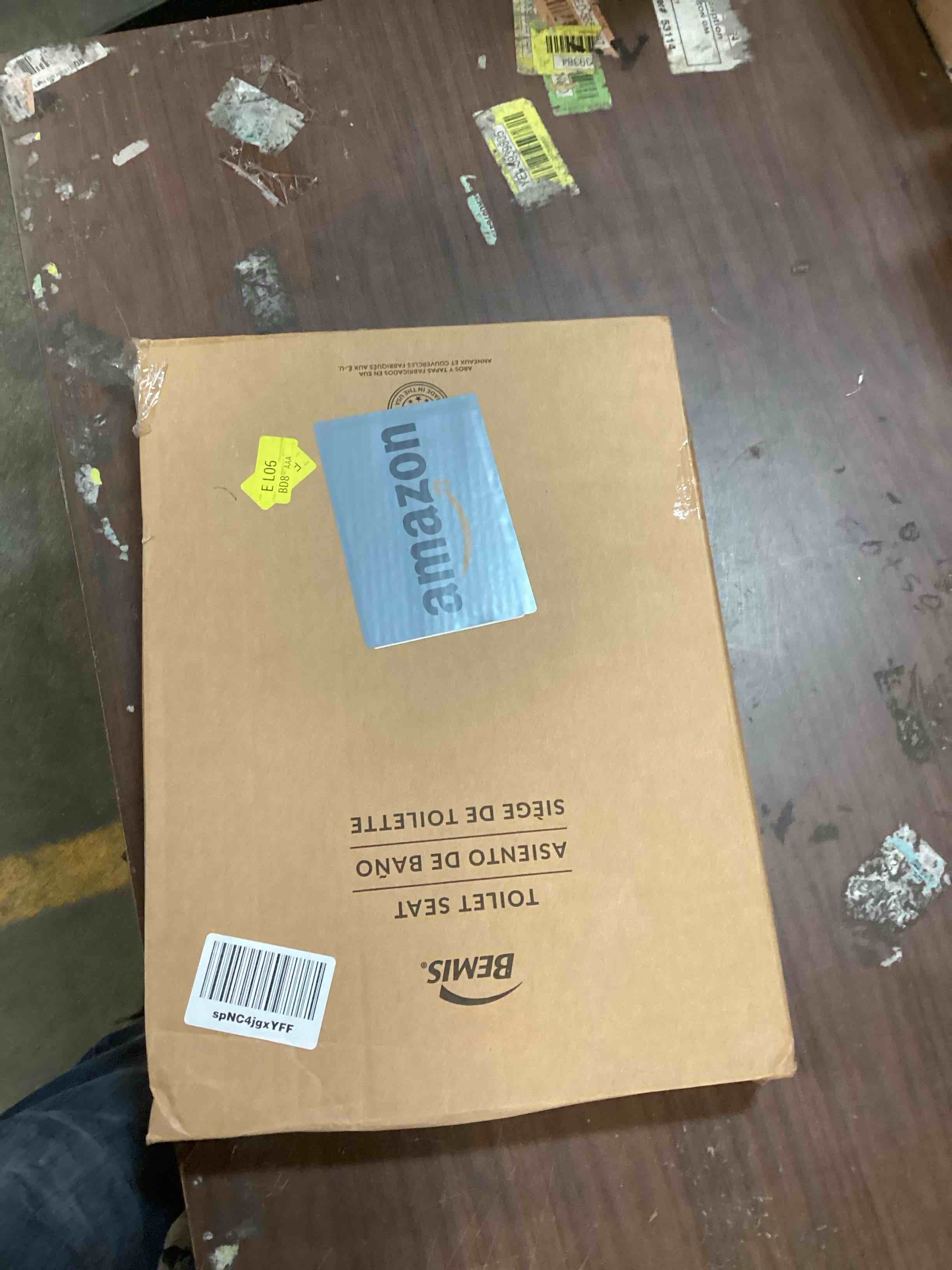 https://s3.amazonaws.com/lotting-images-prod/bidfta/ORG6461181_1719267965996.jpeg