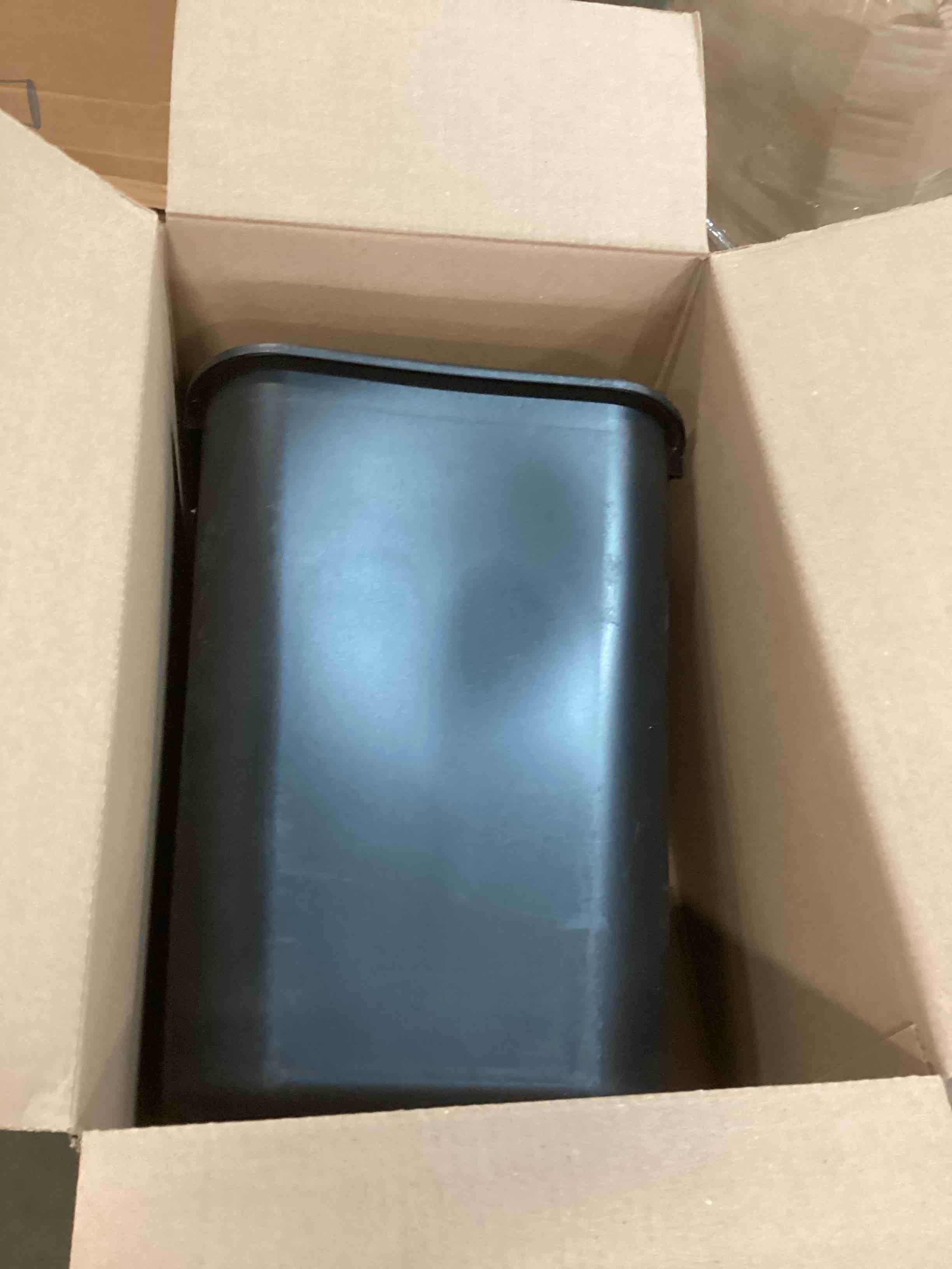 https://s3.amazonaws.com/lotting-images-prod/bidfta/ORG6461196_1719271571031.jpeg