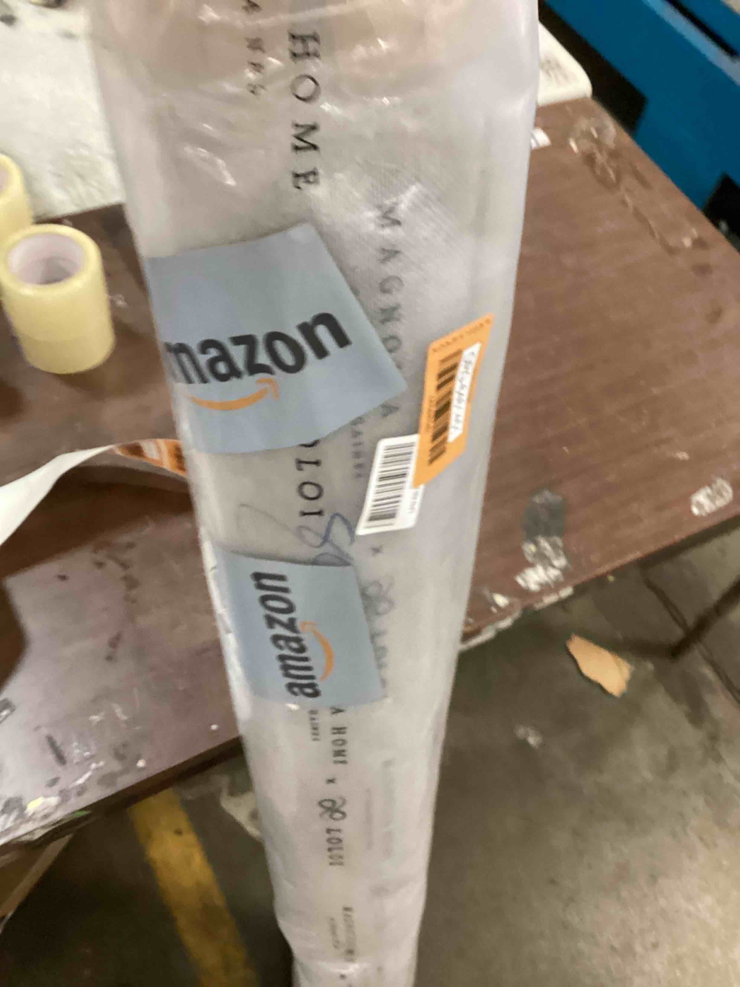 https://s3.amazonaws.com/lotting-images-prod/bidfta/ORG6461451_1719329473779.jpeg