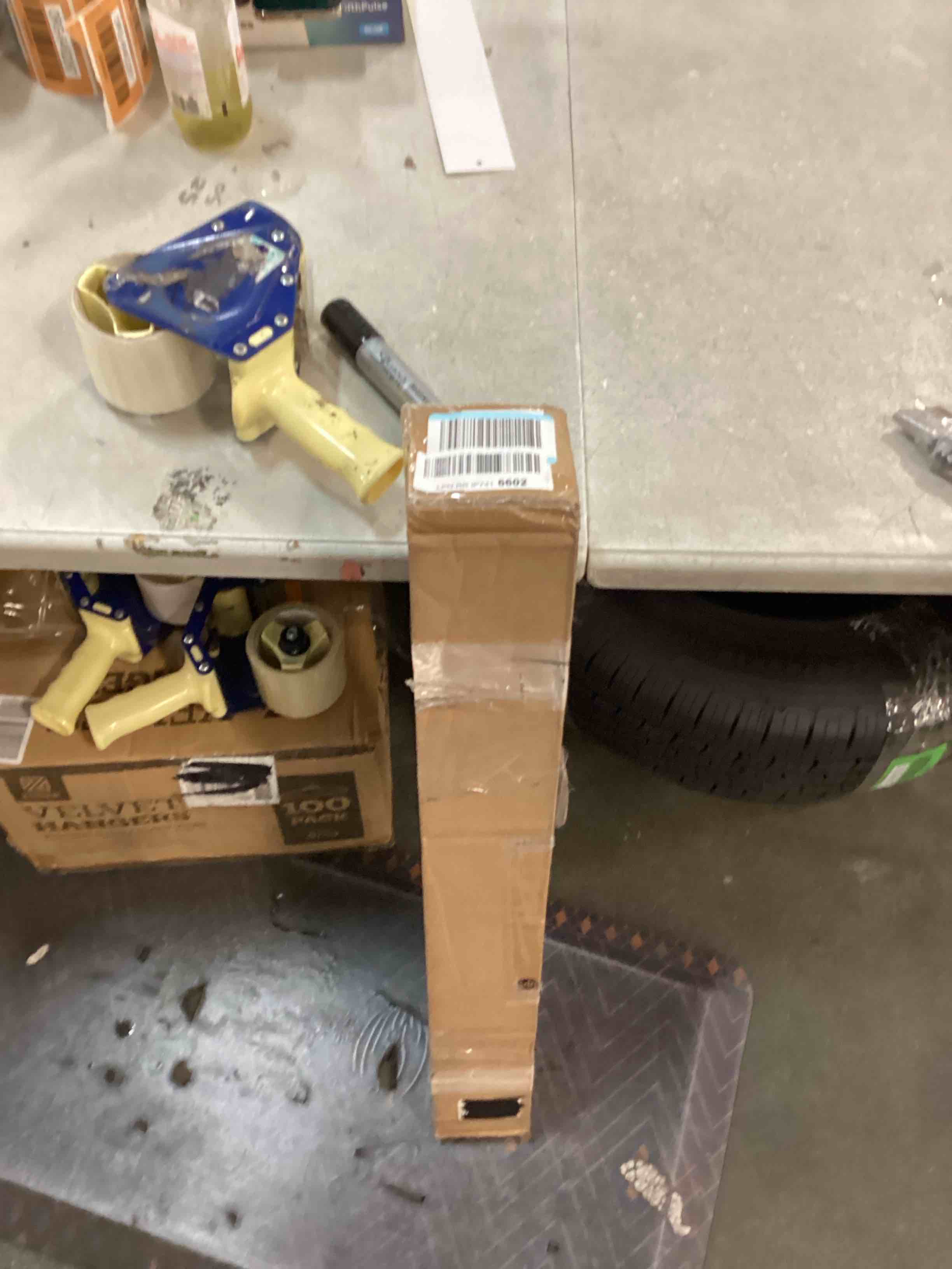 https://s3.amazonaws.com/lotting-images-prod/bidfta/ORG6462230_1719514514923.jpeg