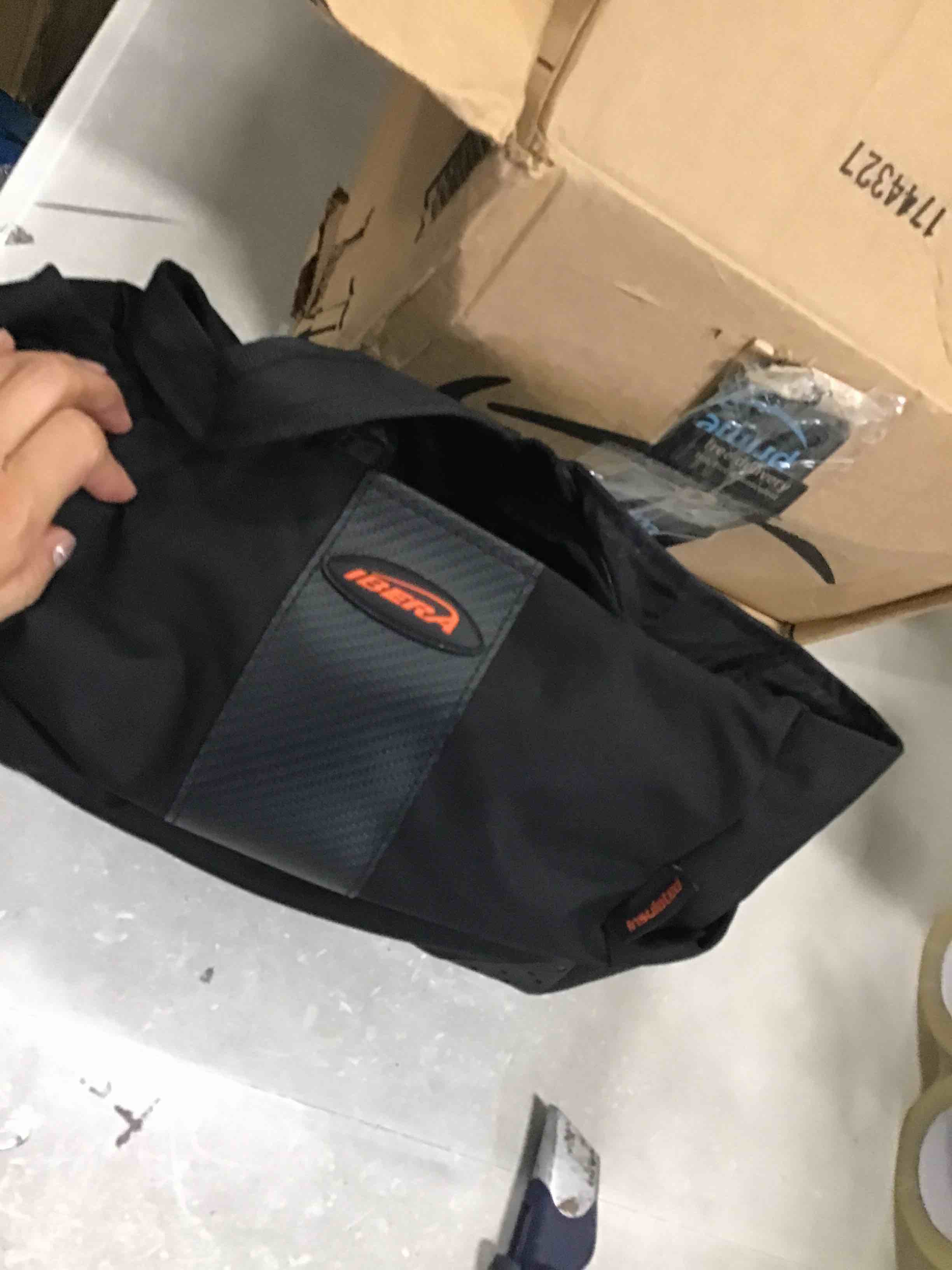 https://s3.amazonaws.com/lotting-images-prod/bidfta/ORG6464211_1718721192529.jpeg