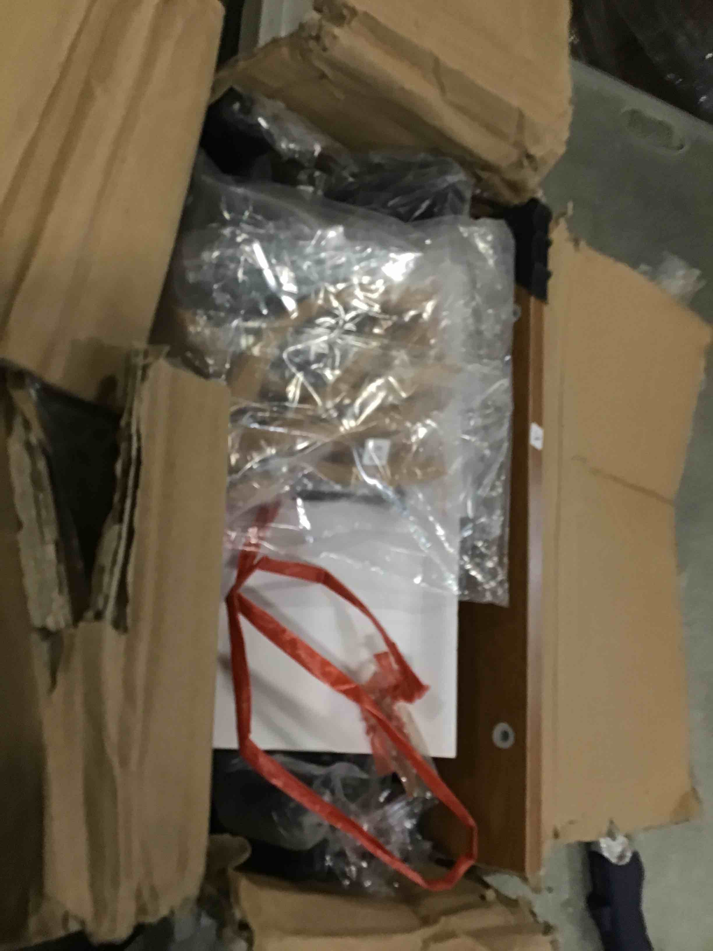 https://s3.amazonaws.com/lotting-images-prod/bidfta/ORG6465342_1718908877787.jpeg