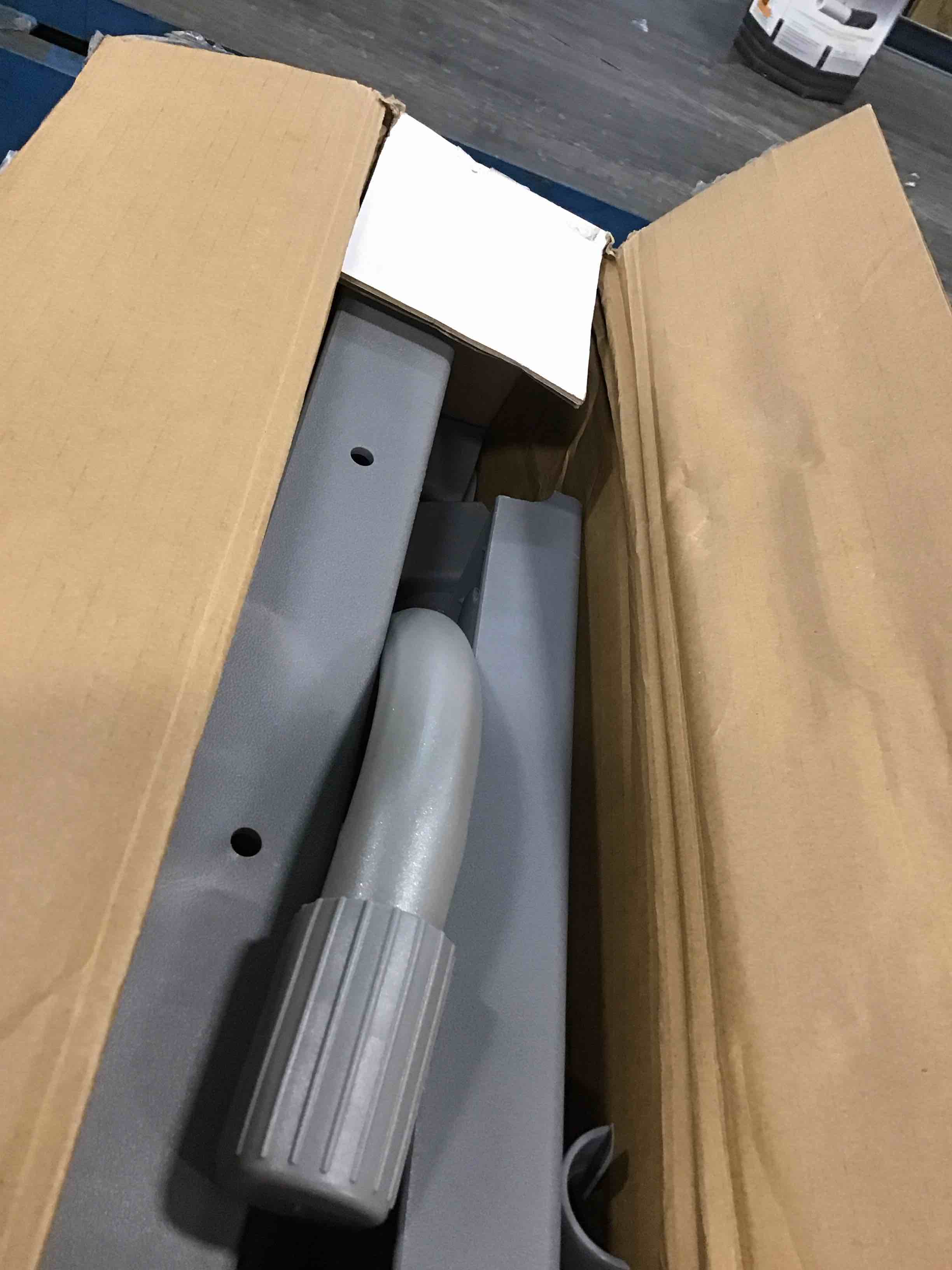 https://s3.amazonaws.com/lotting-images-prod/bidfta/ORG6465598_1718631088410.jpeg