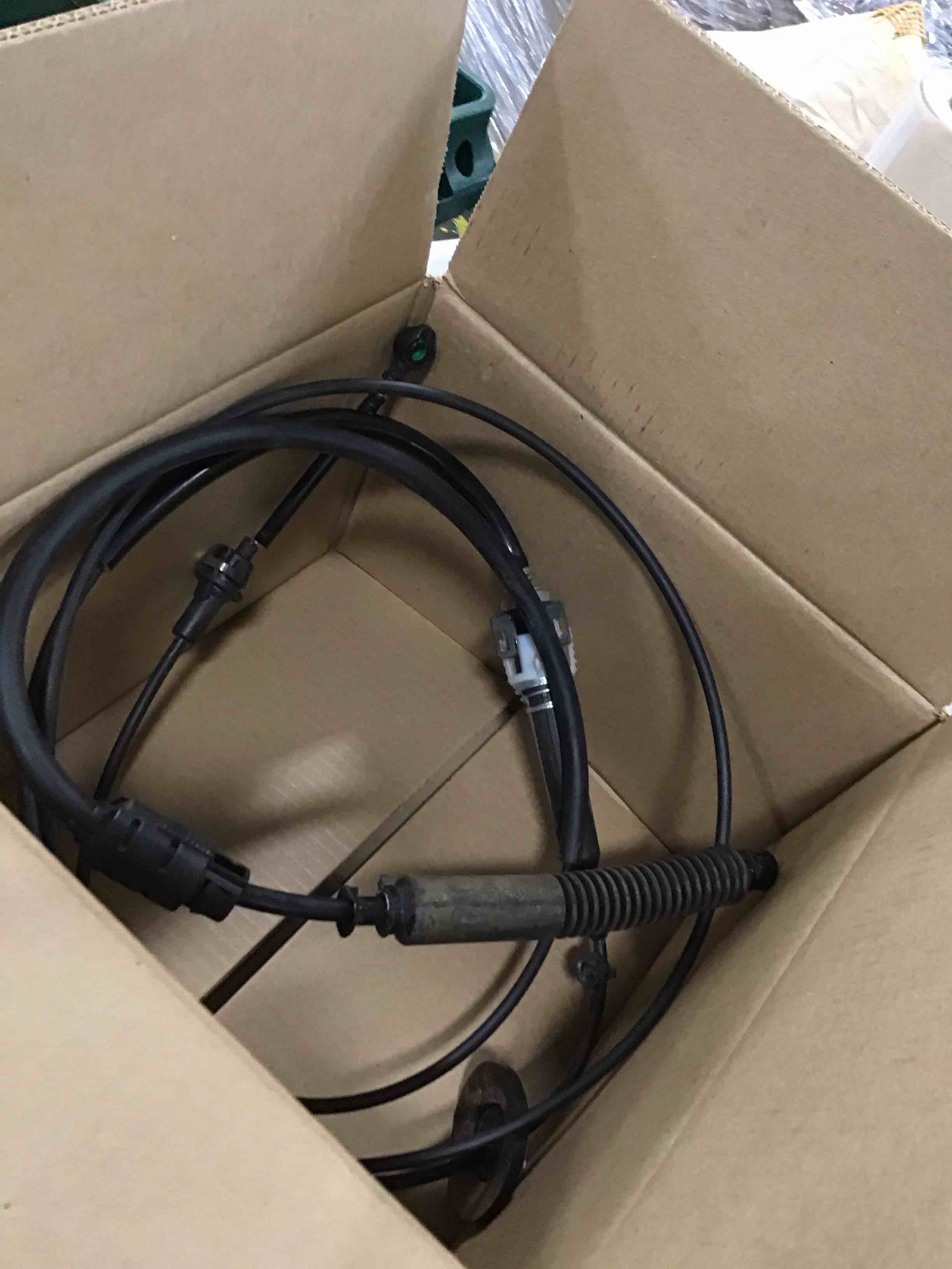 https://s3.amazonaws.com/lotting-images-prod/bidfta/ORG6466450_1718900546967.jpeg