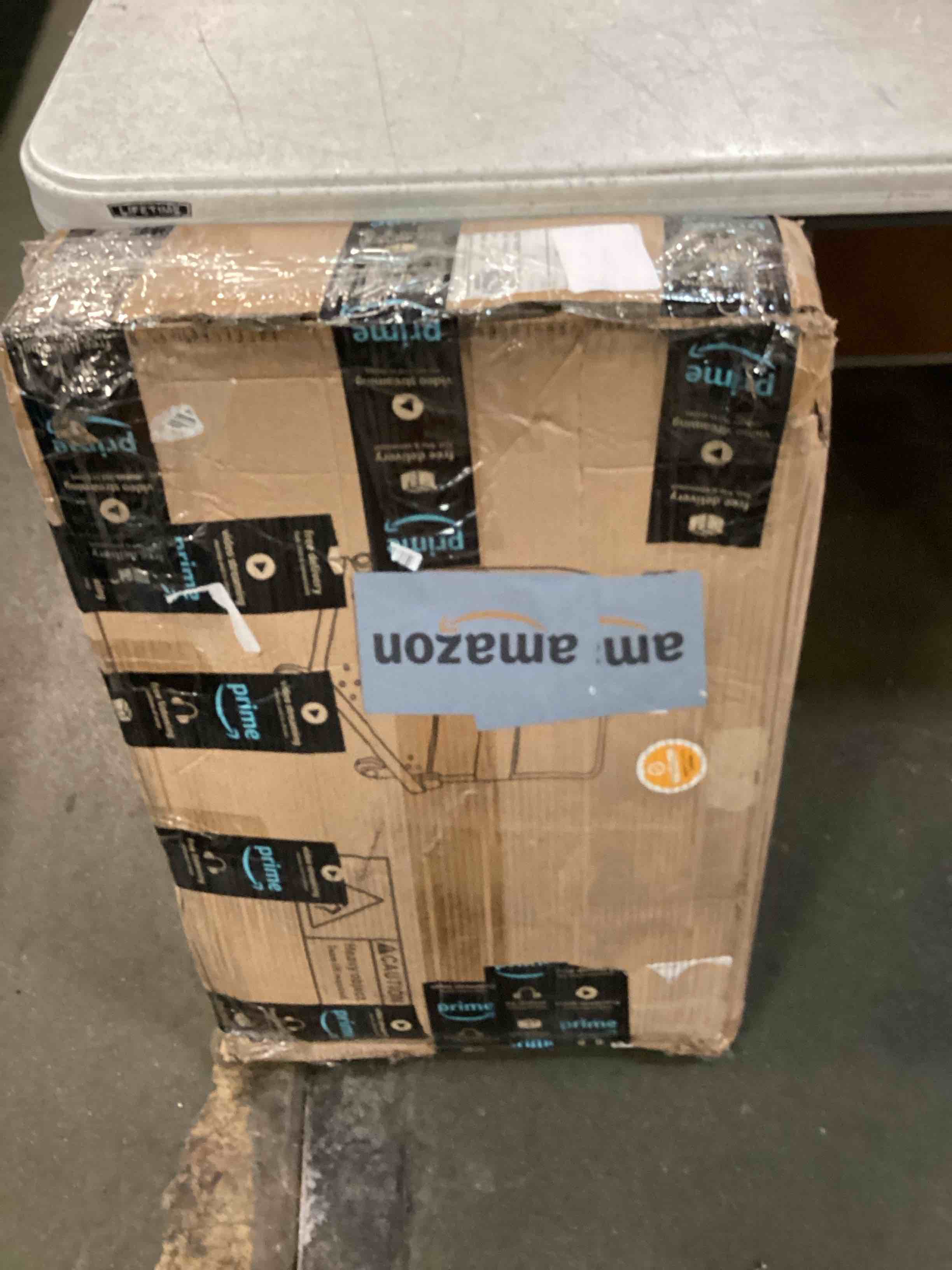 https://s3.amazonaws.com/lotting-images-prod/bidfta/ORG6468514_1720215389786.jpeg