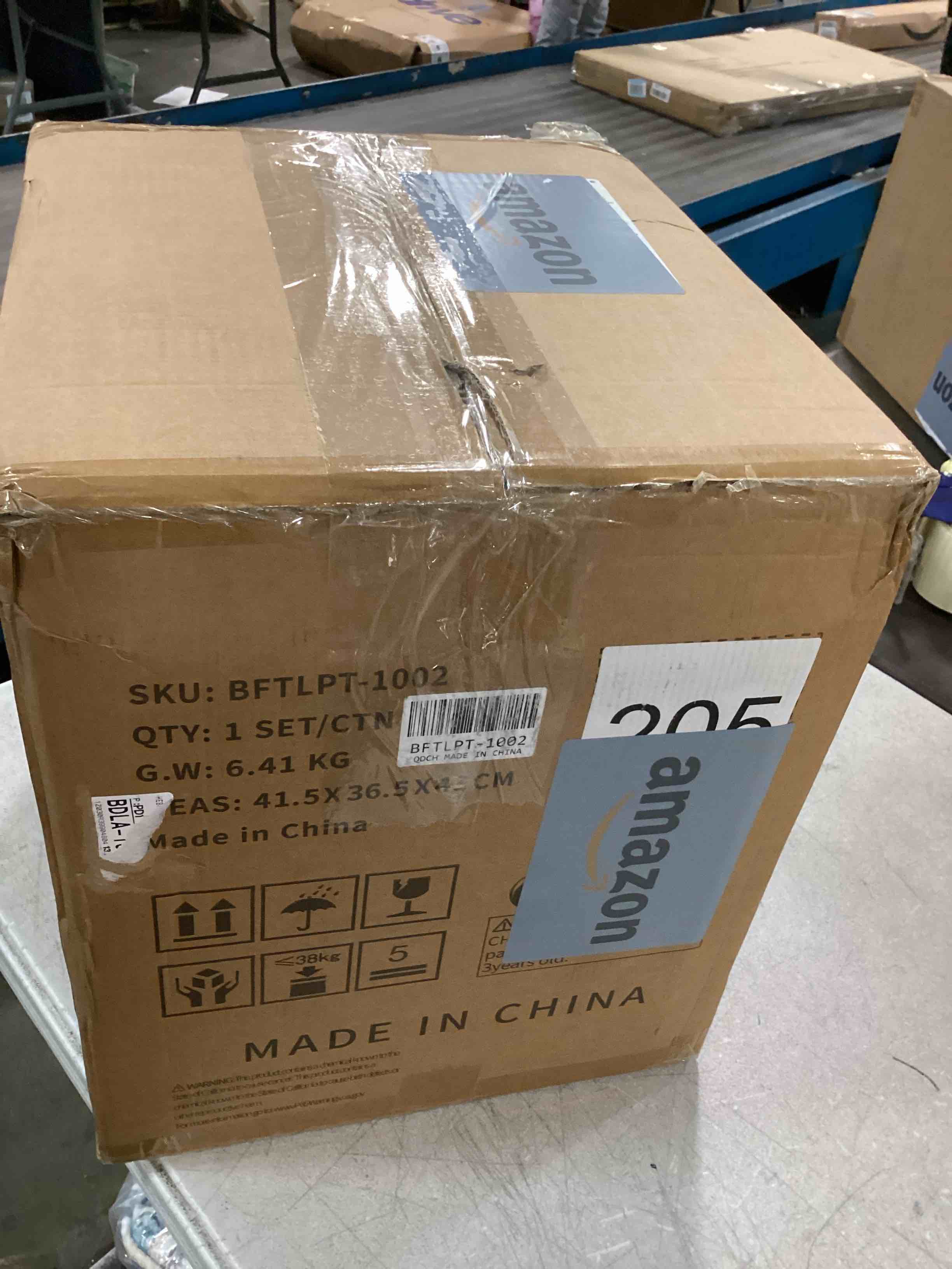 https://s3.amazonaws.com/lotting-images-prod/bidfta/ORG6468606_1720238232011.jpeg