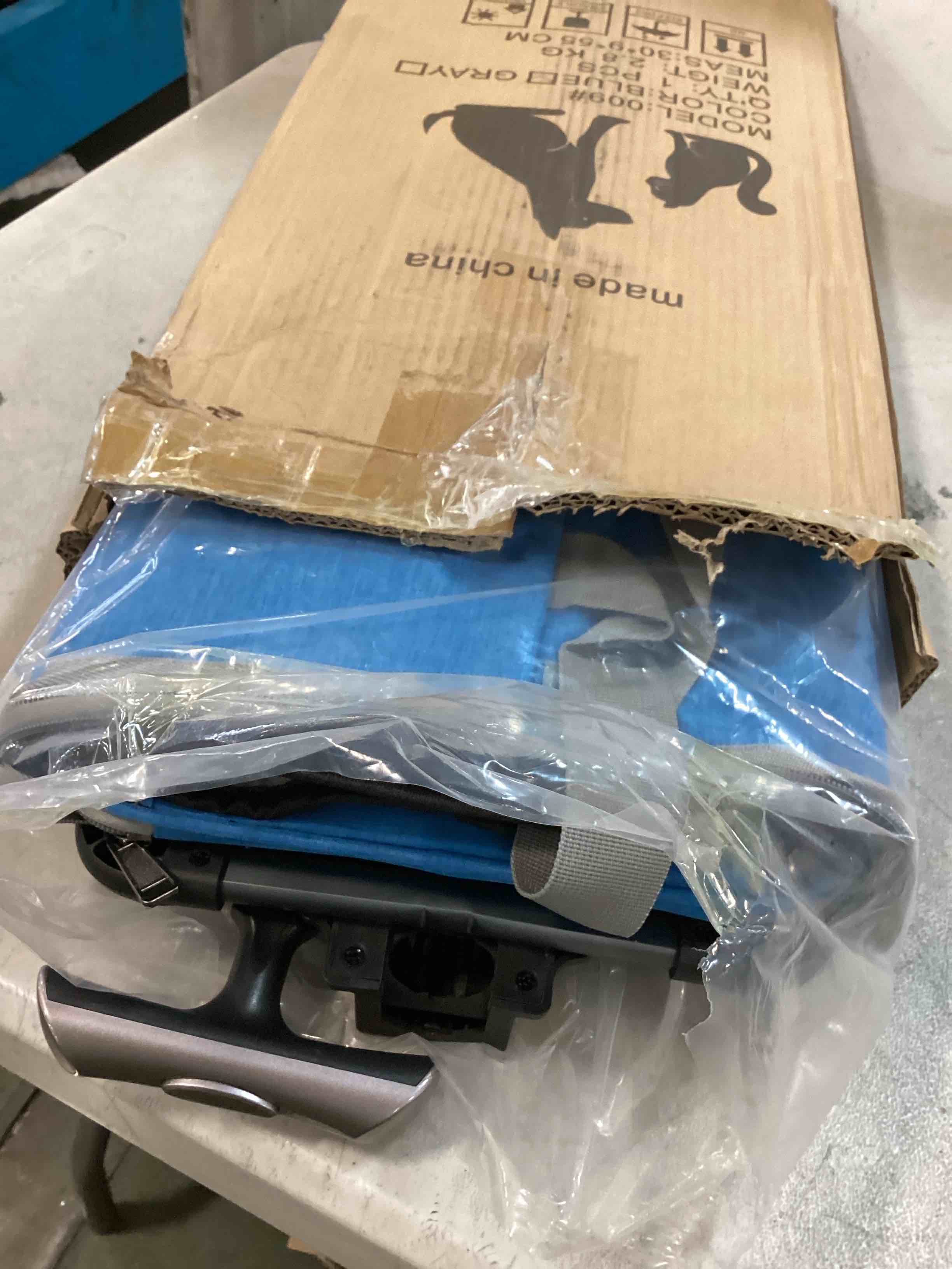 https://s3.amazonaws.com/lotting-images-prod/bidfta/ORG6469430_1720640043968.jpeg