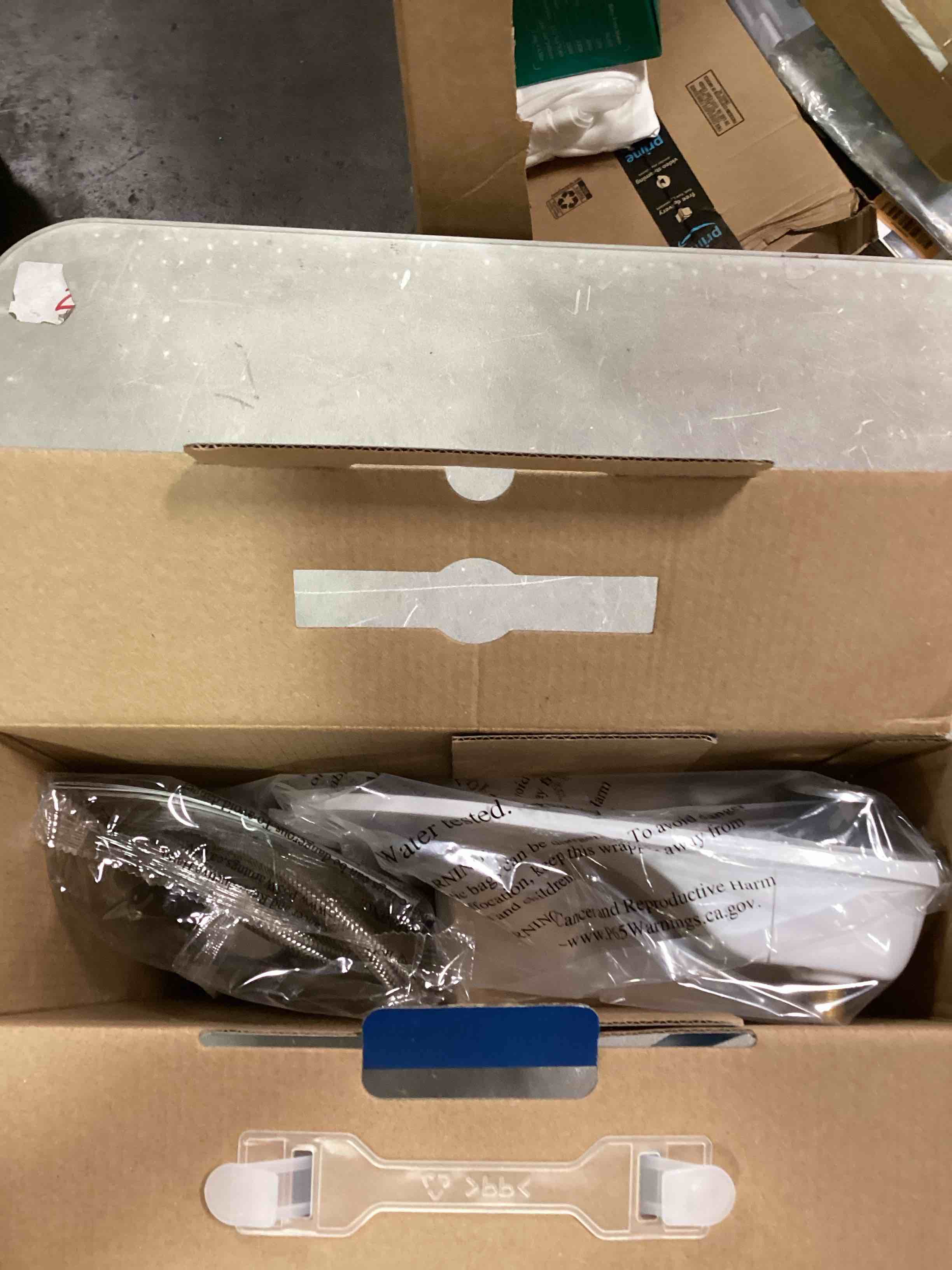 https://s3.amazonaws.com/lotting-images-prod/bidfta/ORG6469986_1718450621372.jpeg