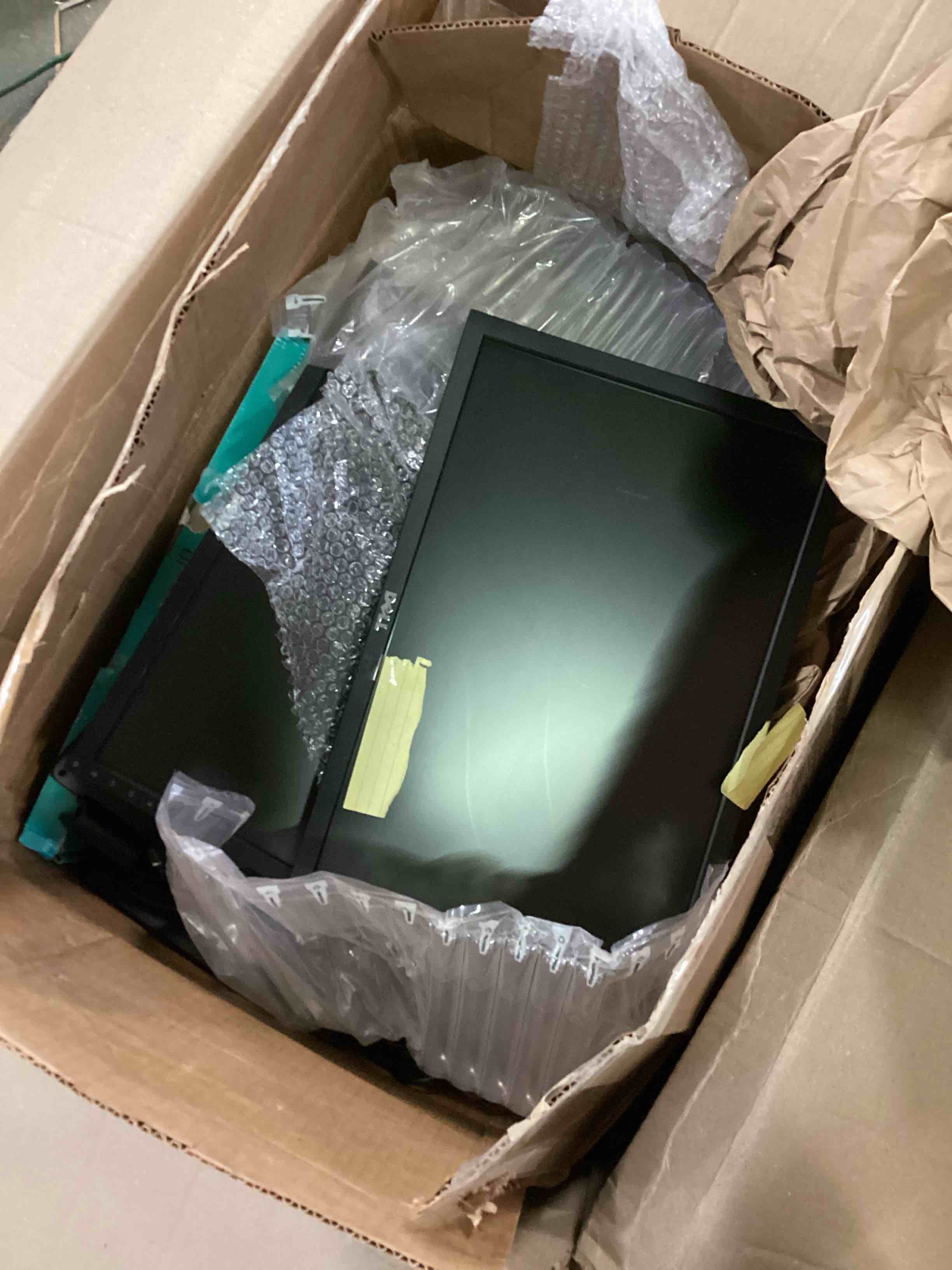 https://s3.amazonaws.com/lotting-images-prod/bidfta/ORG6471334_1719071288126.jpeg