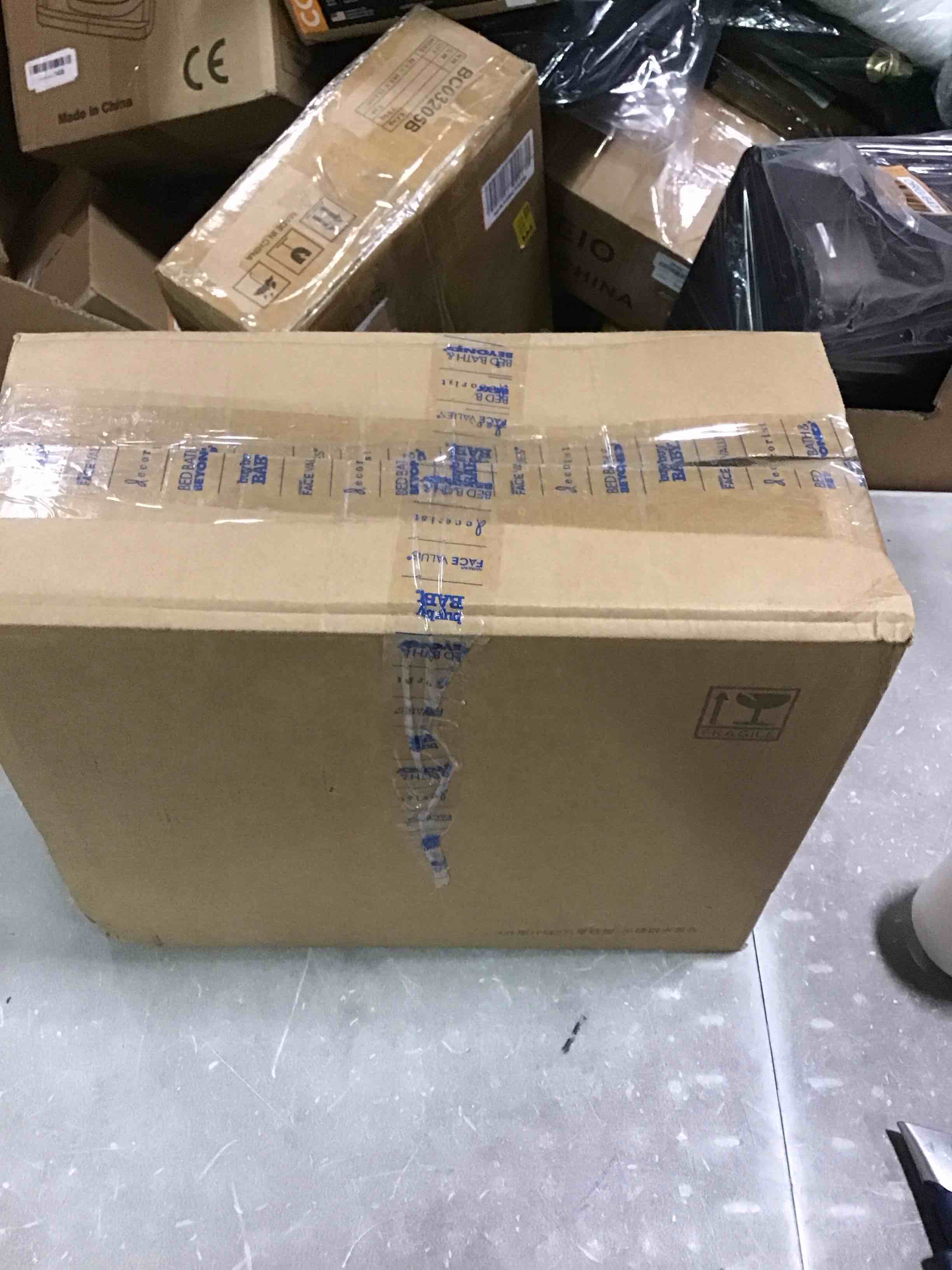 https://s3.amazonaws.com/lotting-images-prod/bidfta/ORG6471373_1719229036227.jpeg