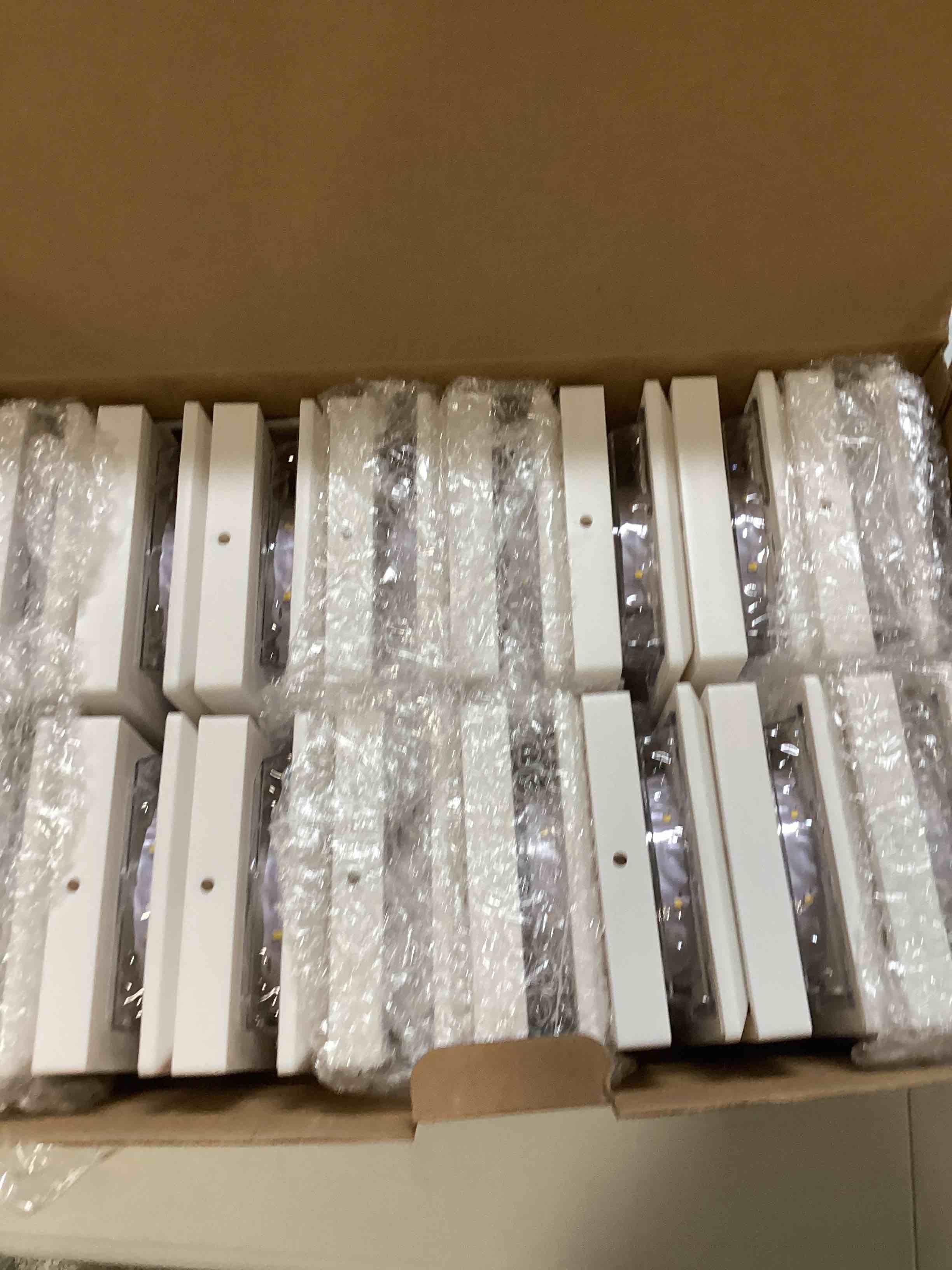 https://s3.amazonaws.com/lotting-images-prod/bidfta/ORG6473025_1718639196085.jpeg