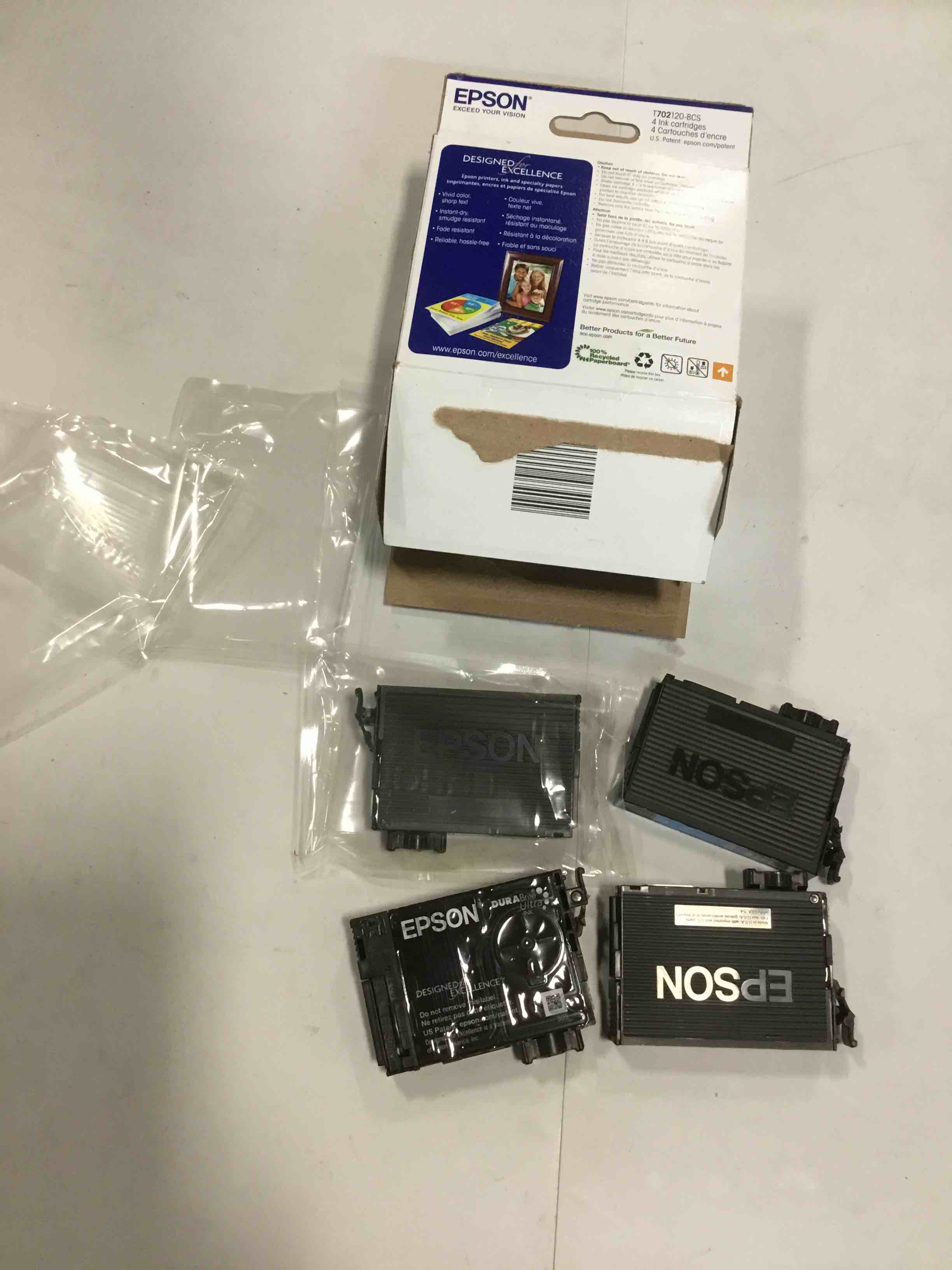 https://s3.amazonaws.com/lotting-images-prod/bidfta/ORG6479003_1717435799179.jpeg