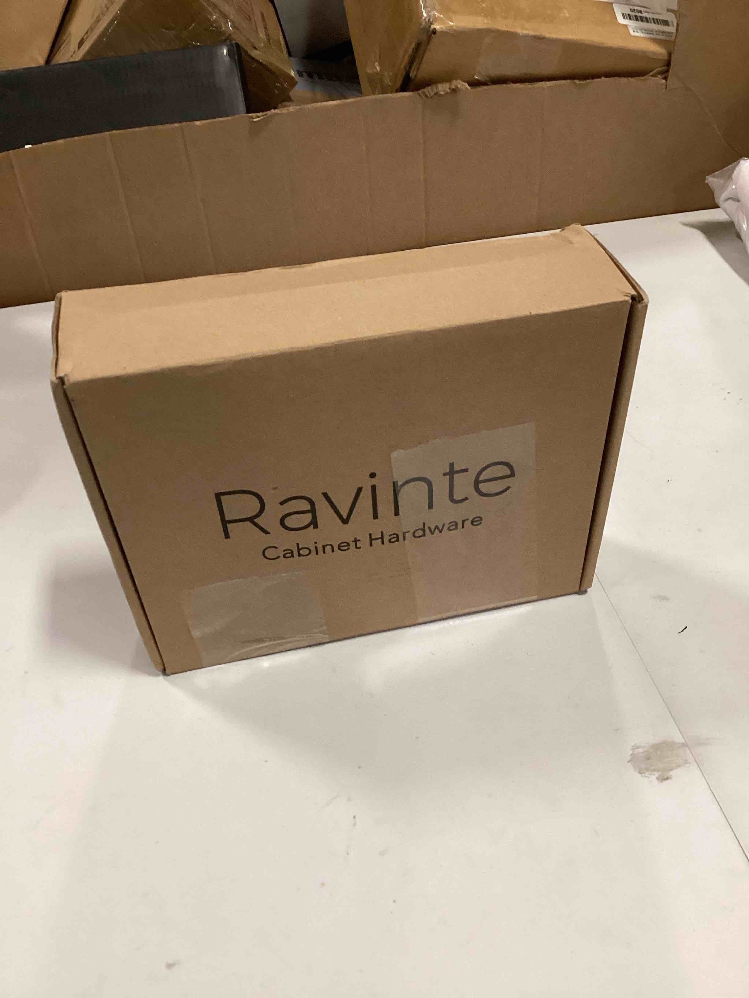 https://s3.amazonaws.com/lotting-images-prod/bidfta/ORG6479078_1717504352251.jpeg