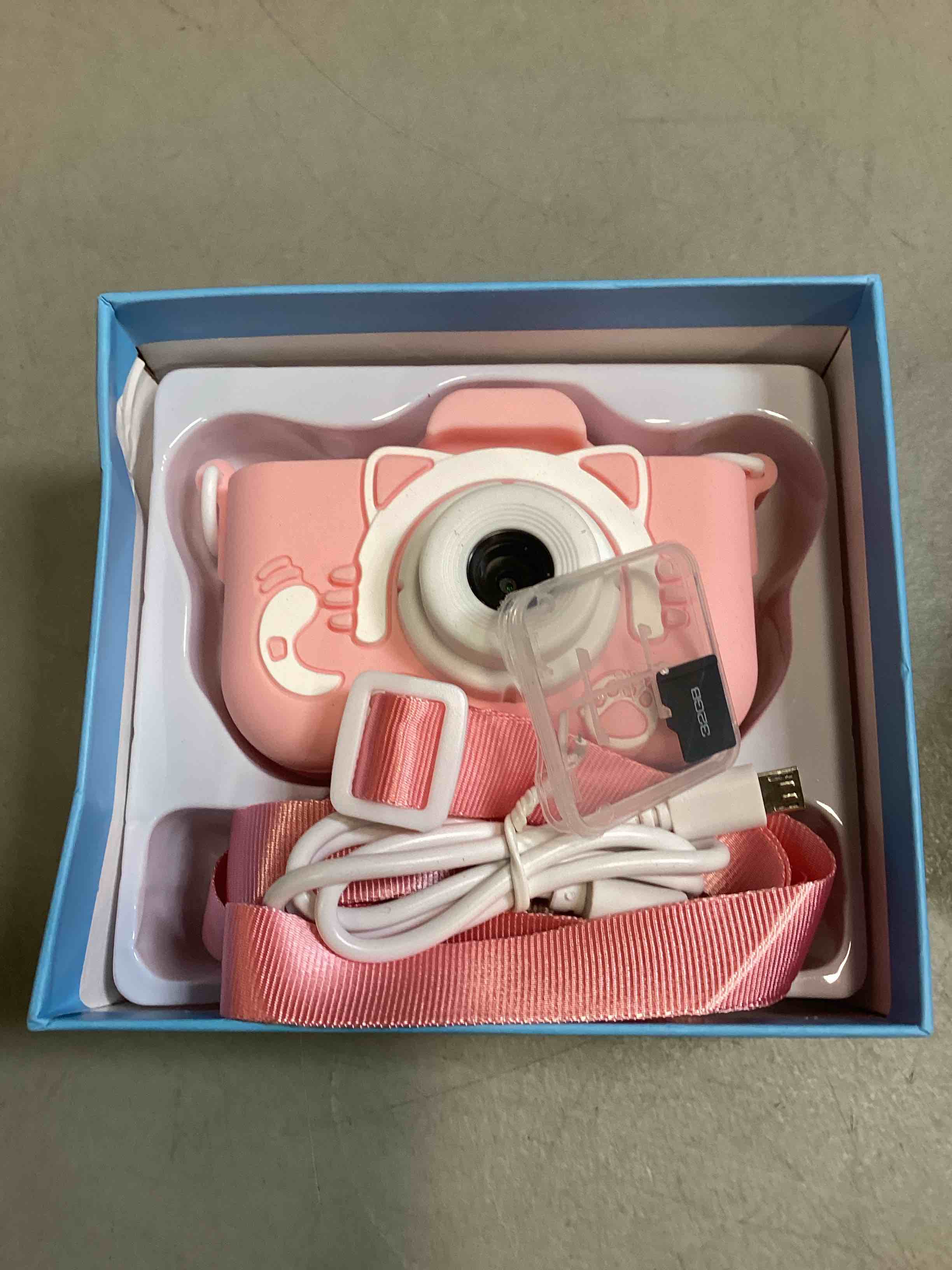 https://s3.amazonaws.com/lotting-images-prod/bidfta/ORG6480275_1718213246557.jpeg