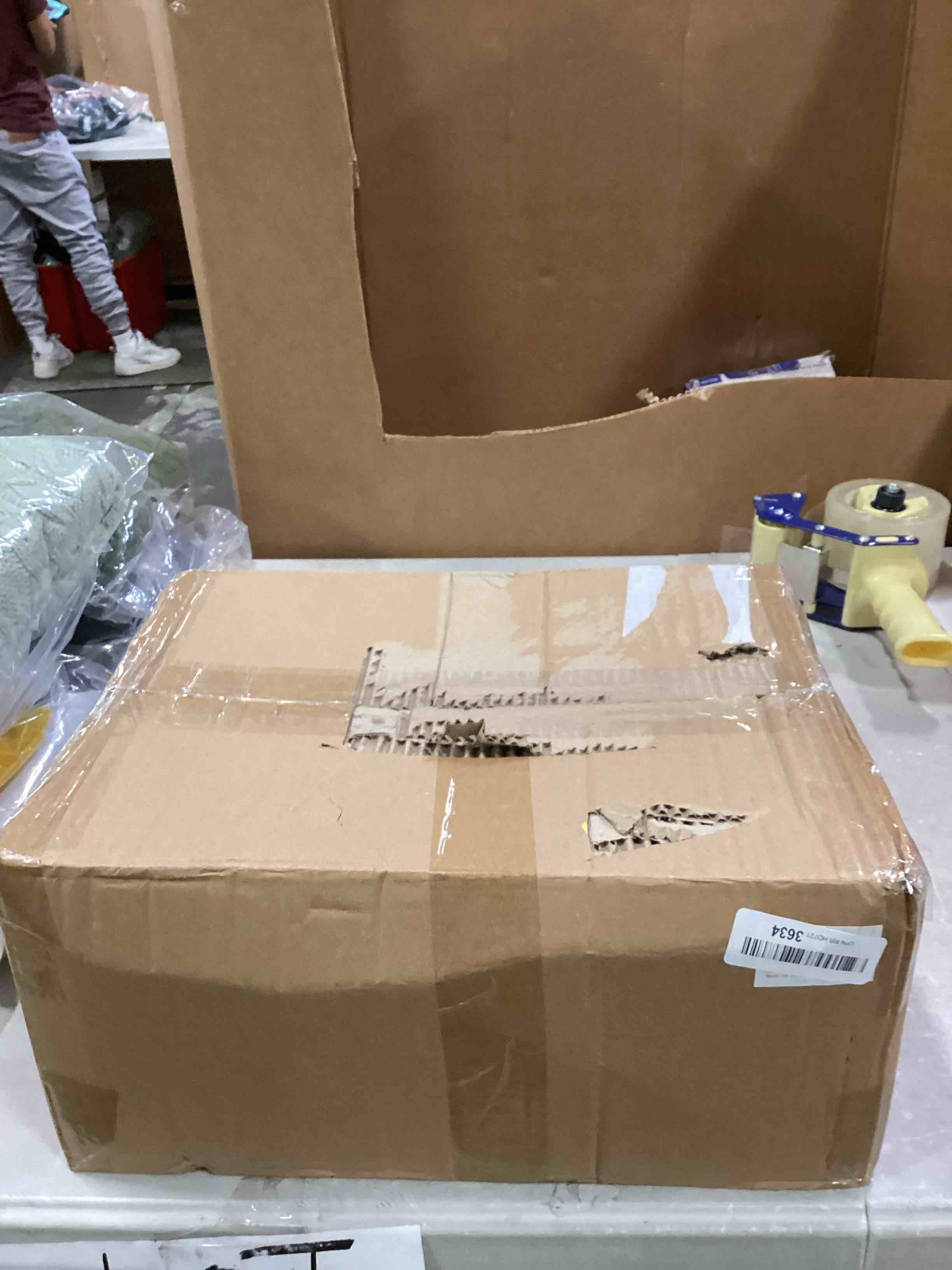 https://s3.amazonaws.com/lotting-images-prod/bidfta/ORG6482578_1717699246286.jpeg