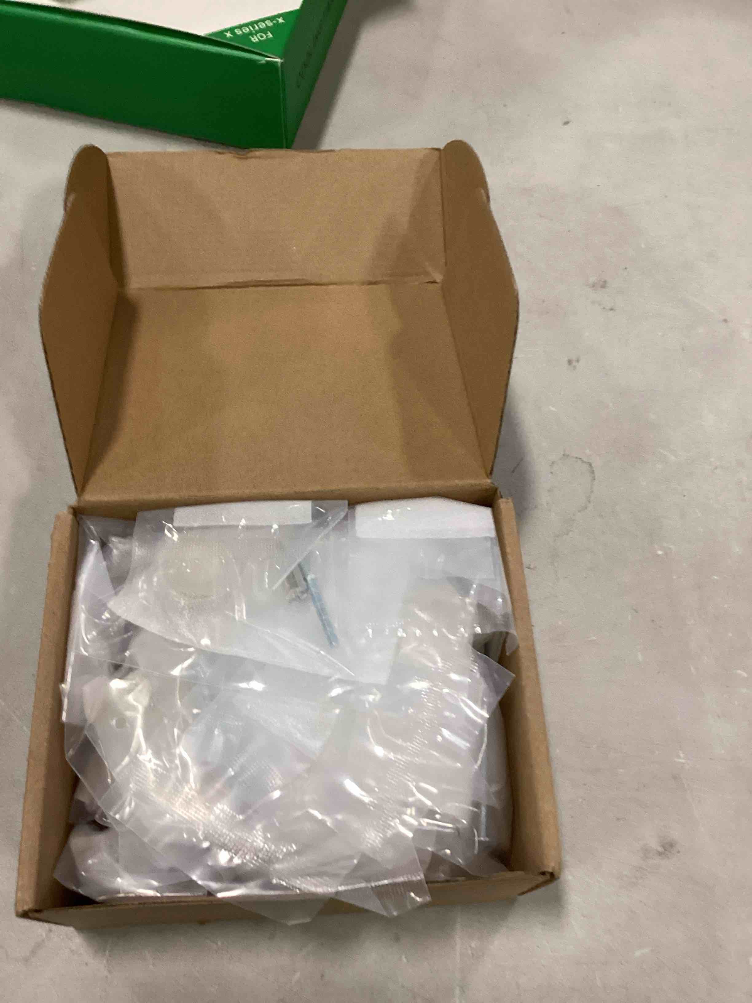 https://s3.amazonaws.com/lotting-images-prod/bidfta/ORG6482614_1717702067841.jpeg