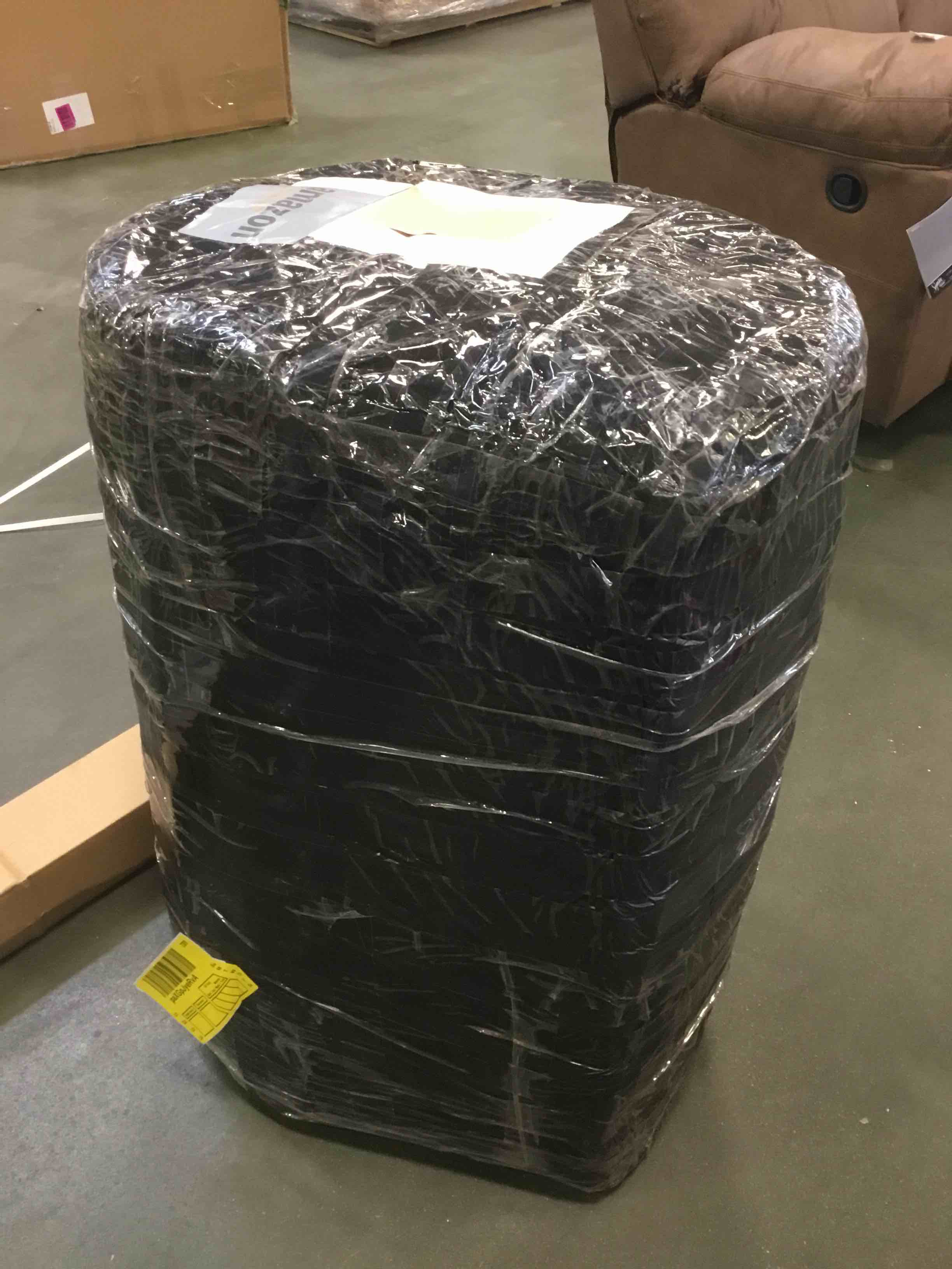 https://s3.amazonaws.com/lotting-images-prod/bidfta/ORG6484145_1717855026125.jpeg