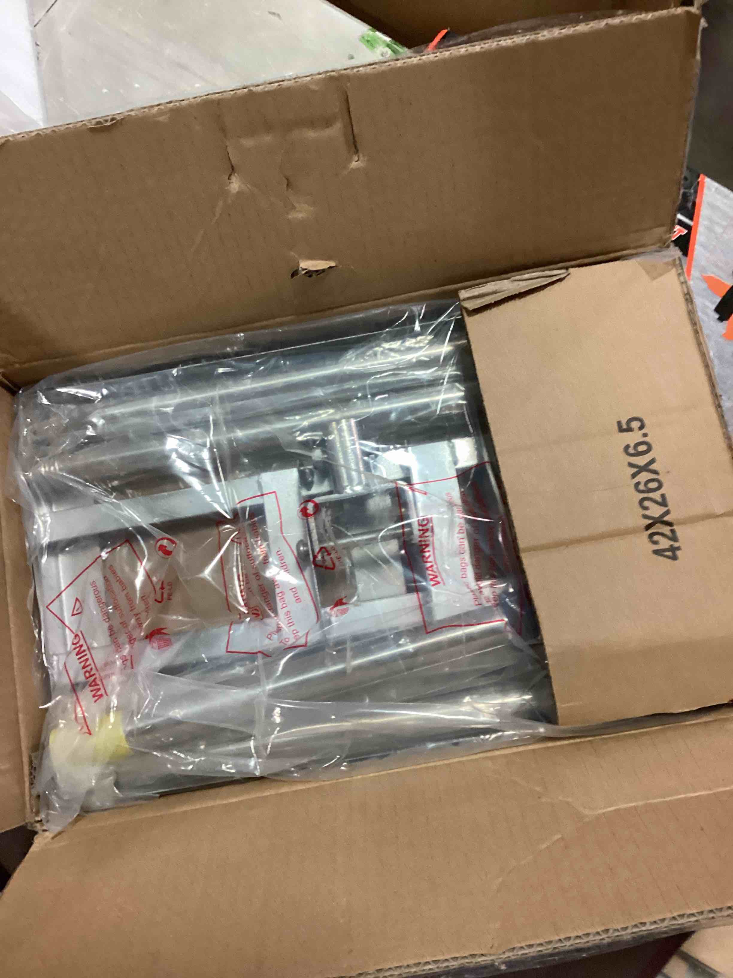 https://s3.amazonaws.com/lotting-images-prod/bidfta/ORG6486661_1717419175184.jpeg