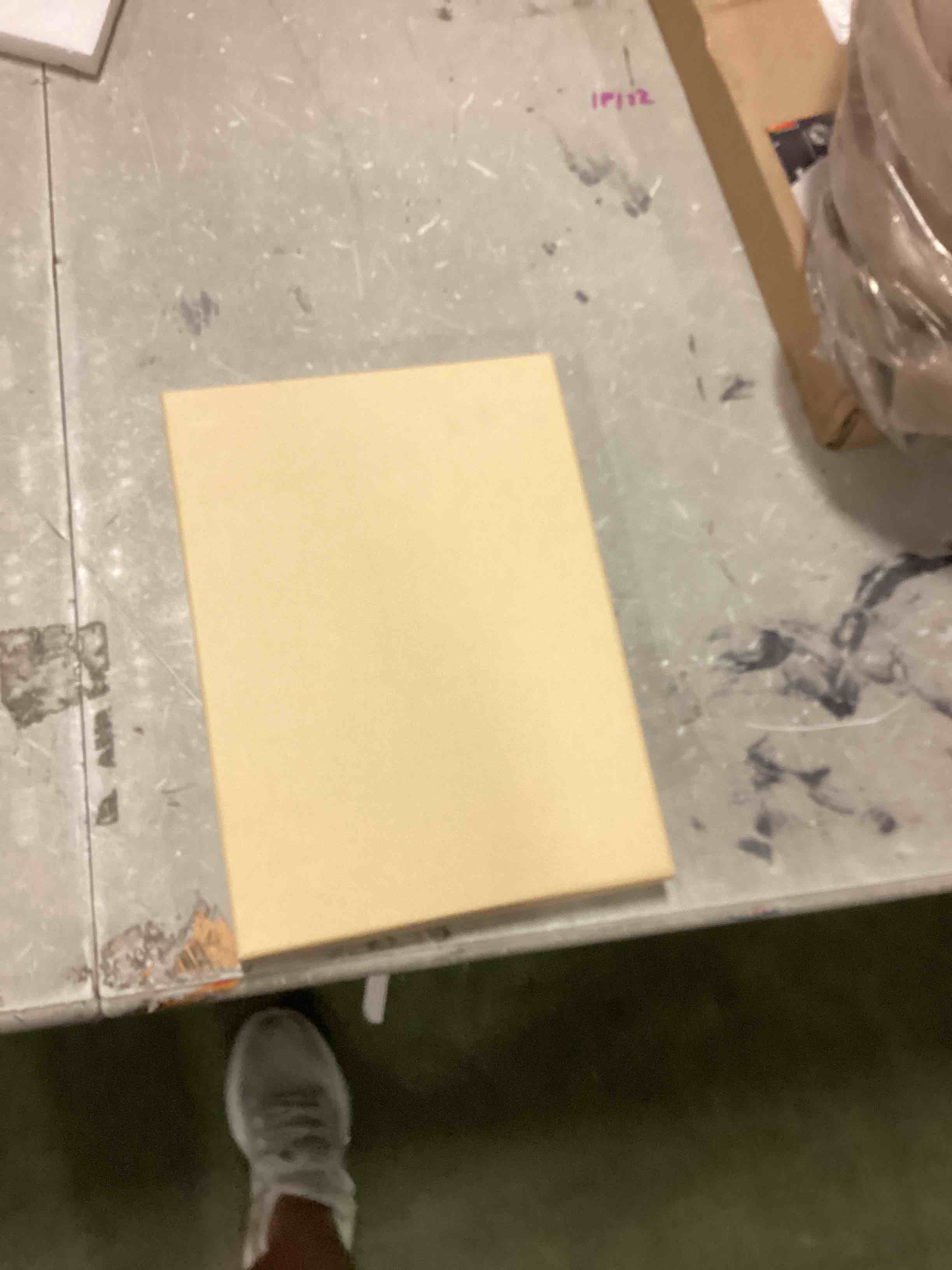 https://s3.amazonaws.com/lotting-images-prod/bidfta/ORG6486684_1717419793576.jpeg