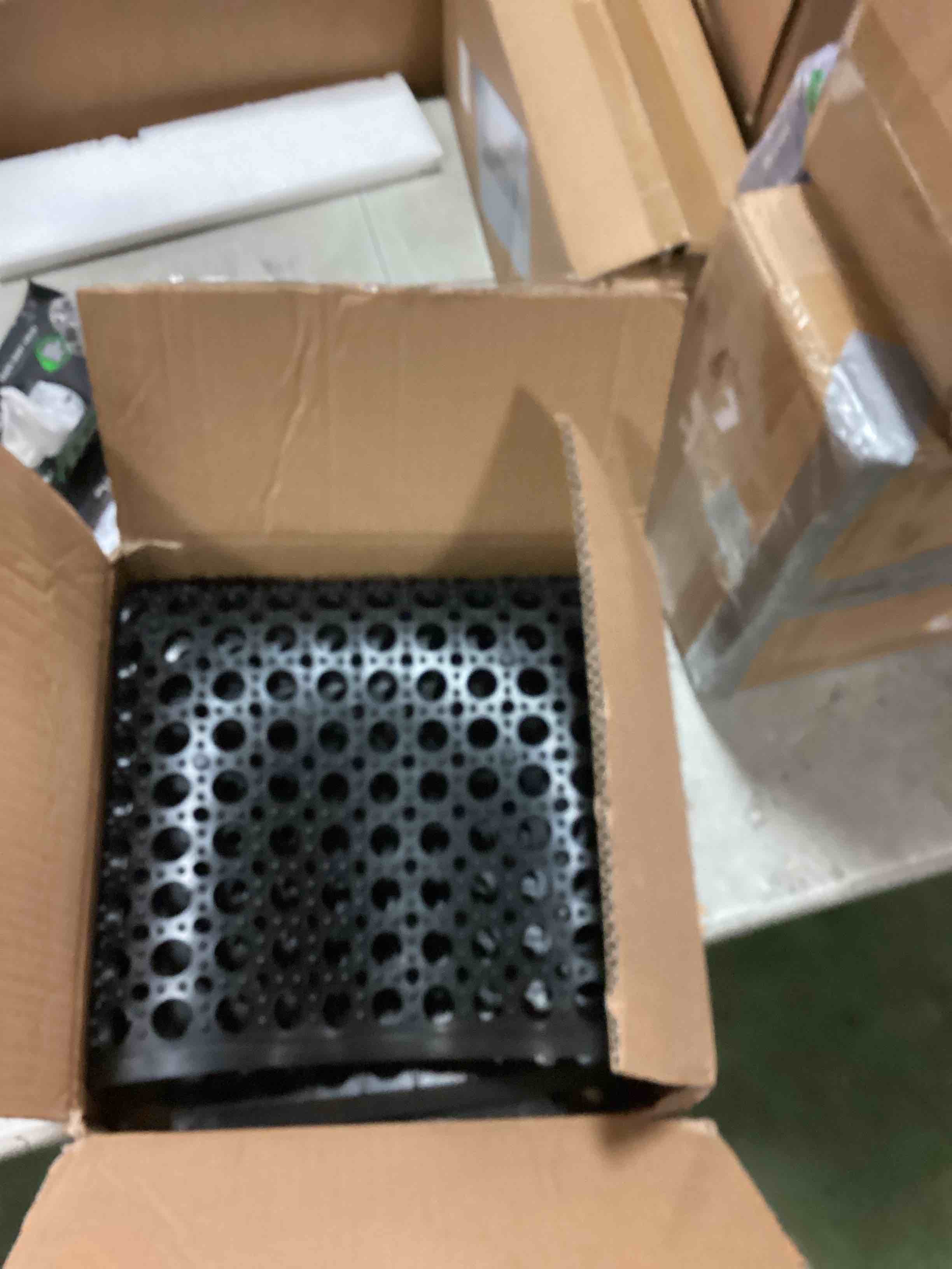 https://s3.amazonaws.com/lotting-images-prod/bidfta/ORG6486689_1717420318832.jpeg