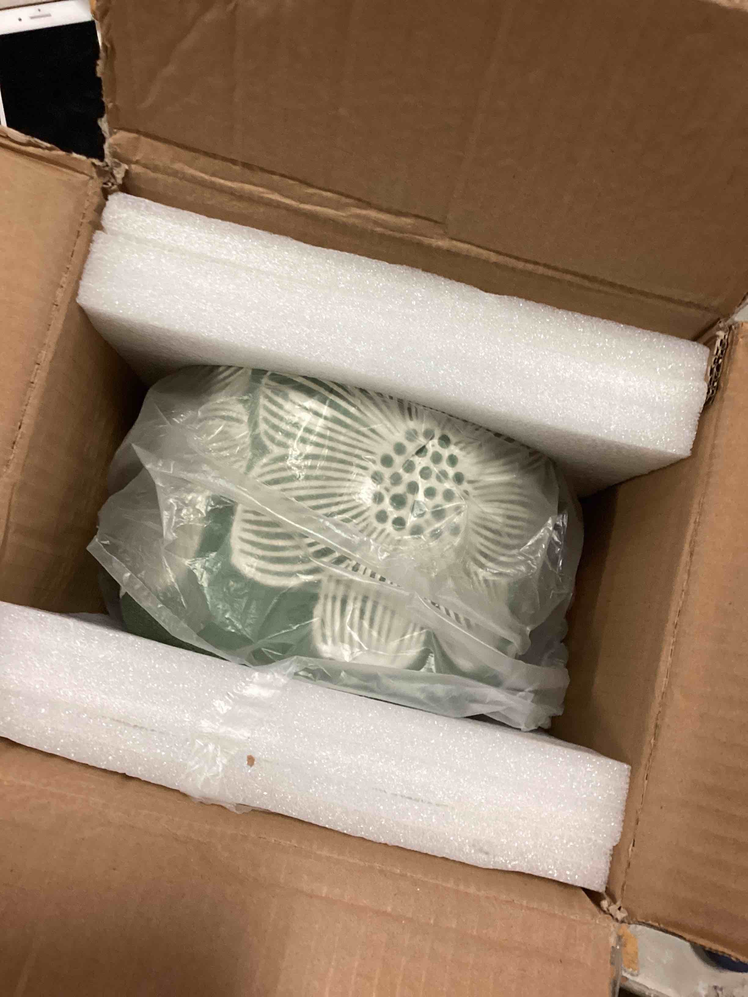 https://s3.amazonaws.com/lotting-images-prod/bidfta/ORG6486868_1717439207095.jpeg