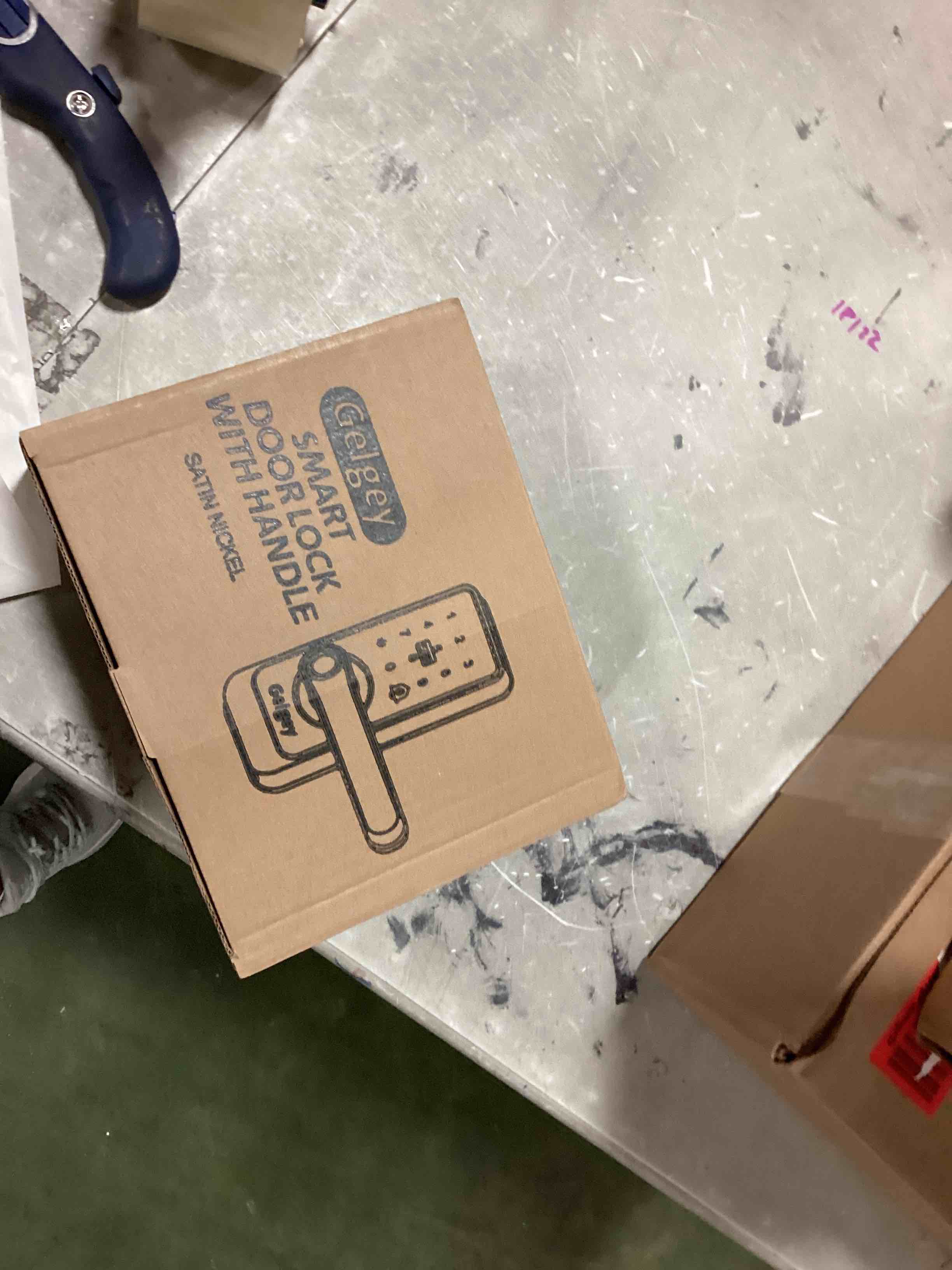 https://s3.amazonaws.com/lotting-images-prod/bidfta/ORG6486929_1717445116825.jpeg