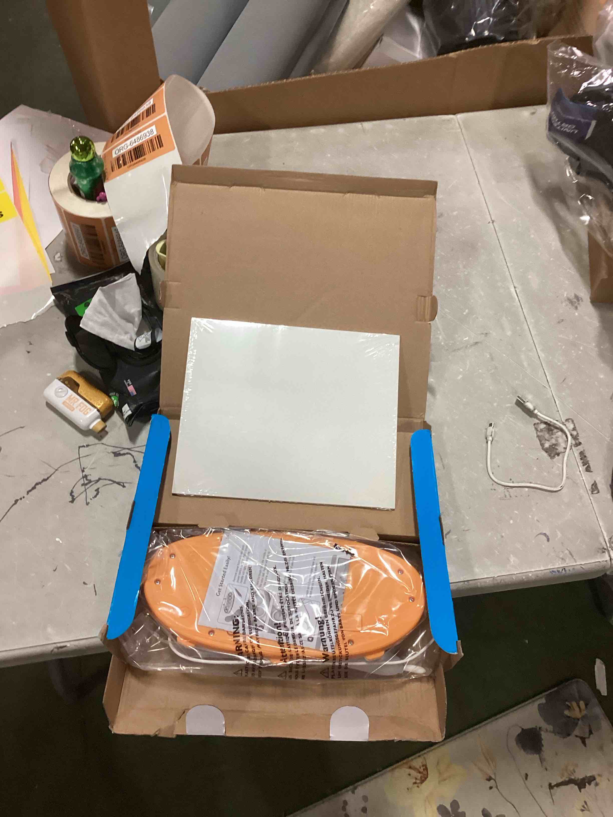 https://s3.amazonaws.com/lotting-images-prod/bidfta/ORG6486938_1717502687910.jpeg