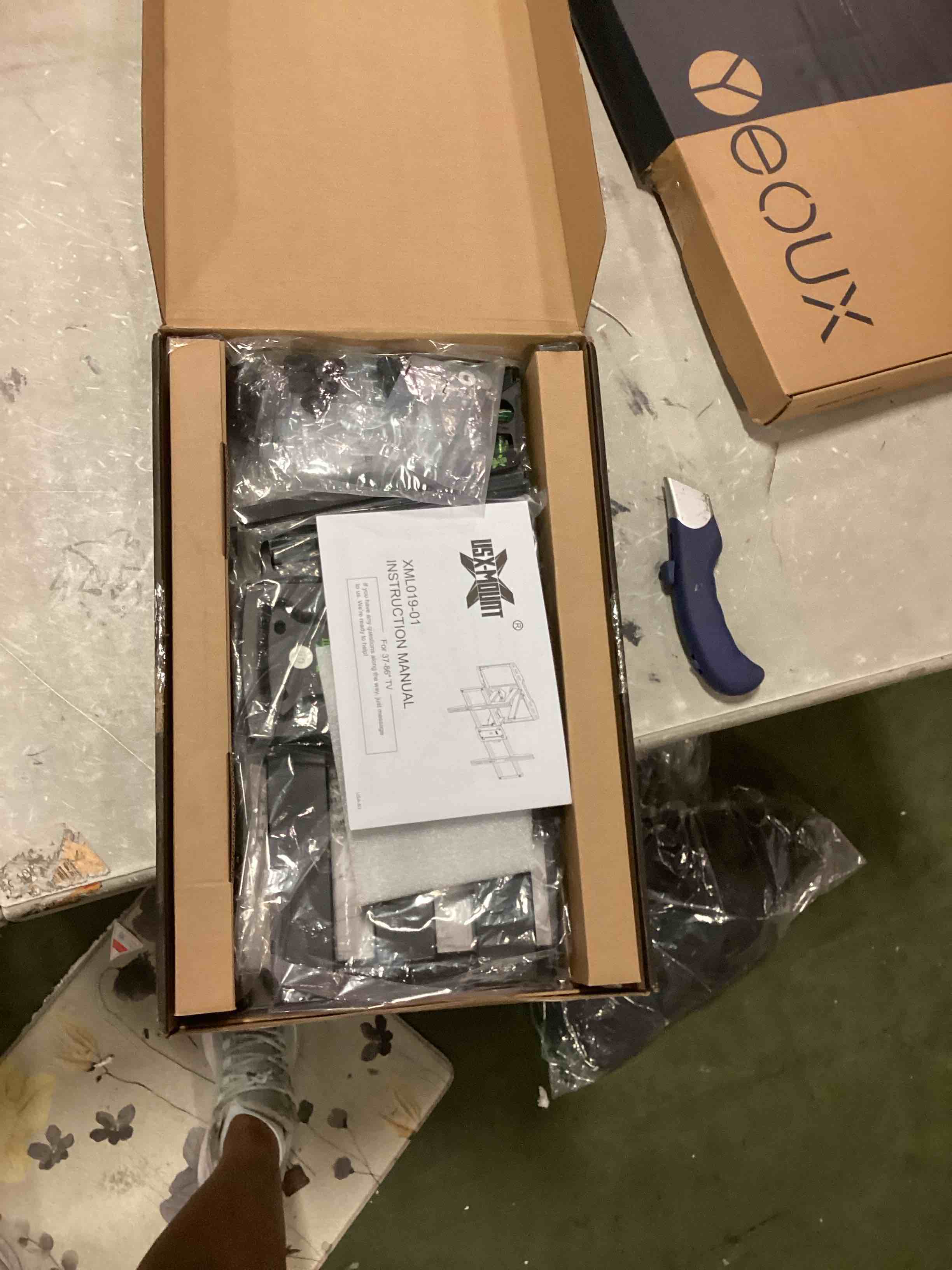 https://s3.amazonaws.com/lotting-images-prod/bidfta/ORG6486997_1717507418749.jpeg