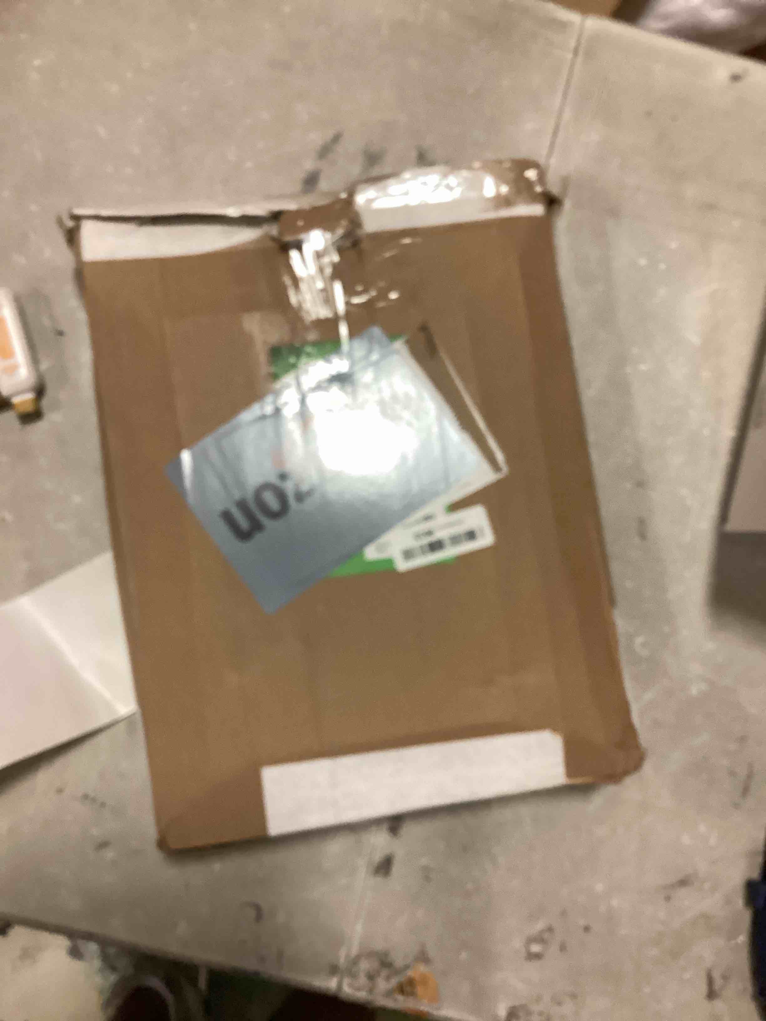 https://s3.amazonaws.com/lotting-images-prod/bidfta/ORG6487124_1717525451207.jpeg