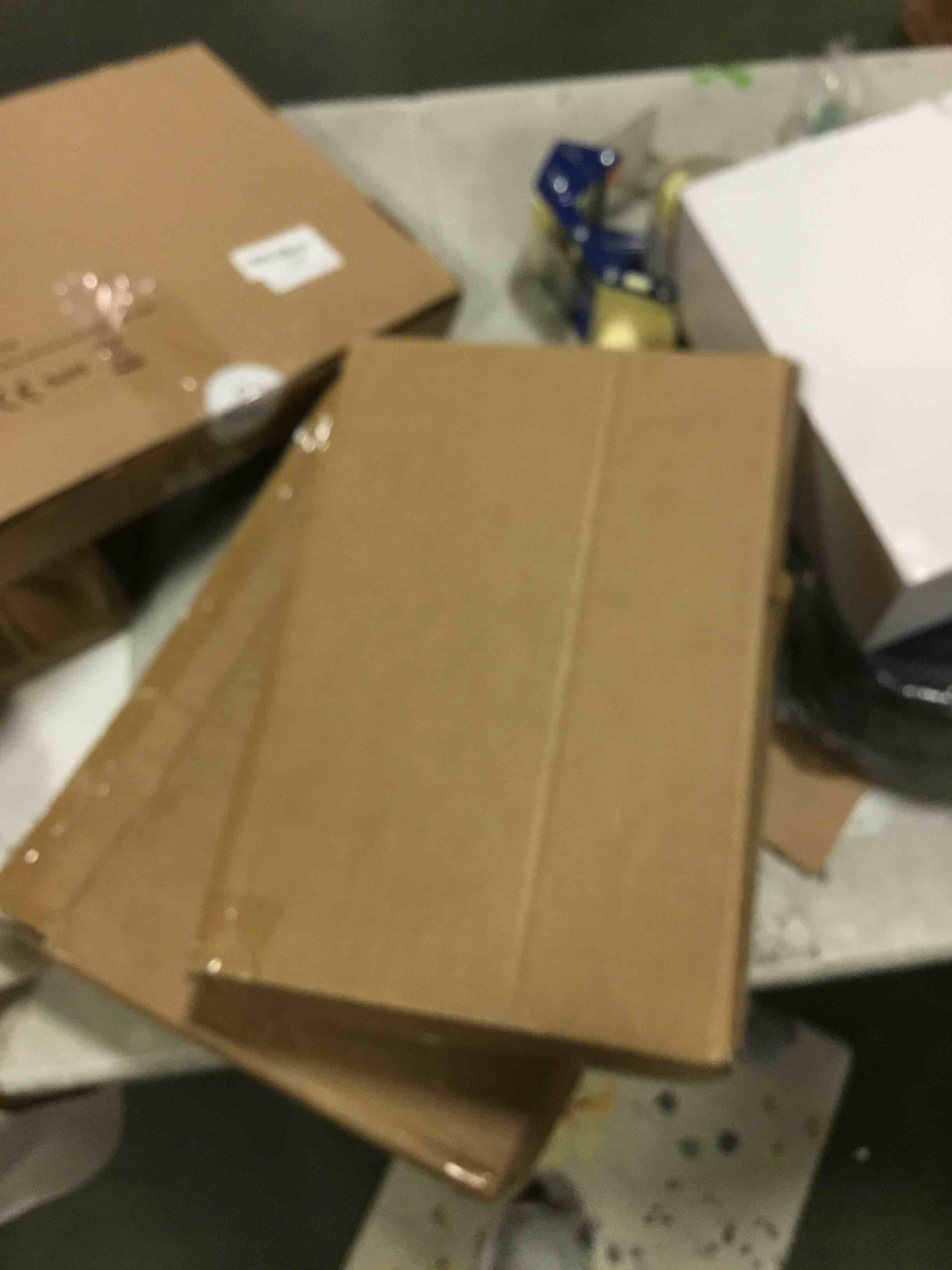 https://s3.amazonaws.com/lotting-images-prod/bidfta/ORG6487226_1717592823765.jpeg