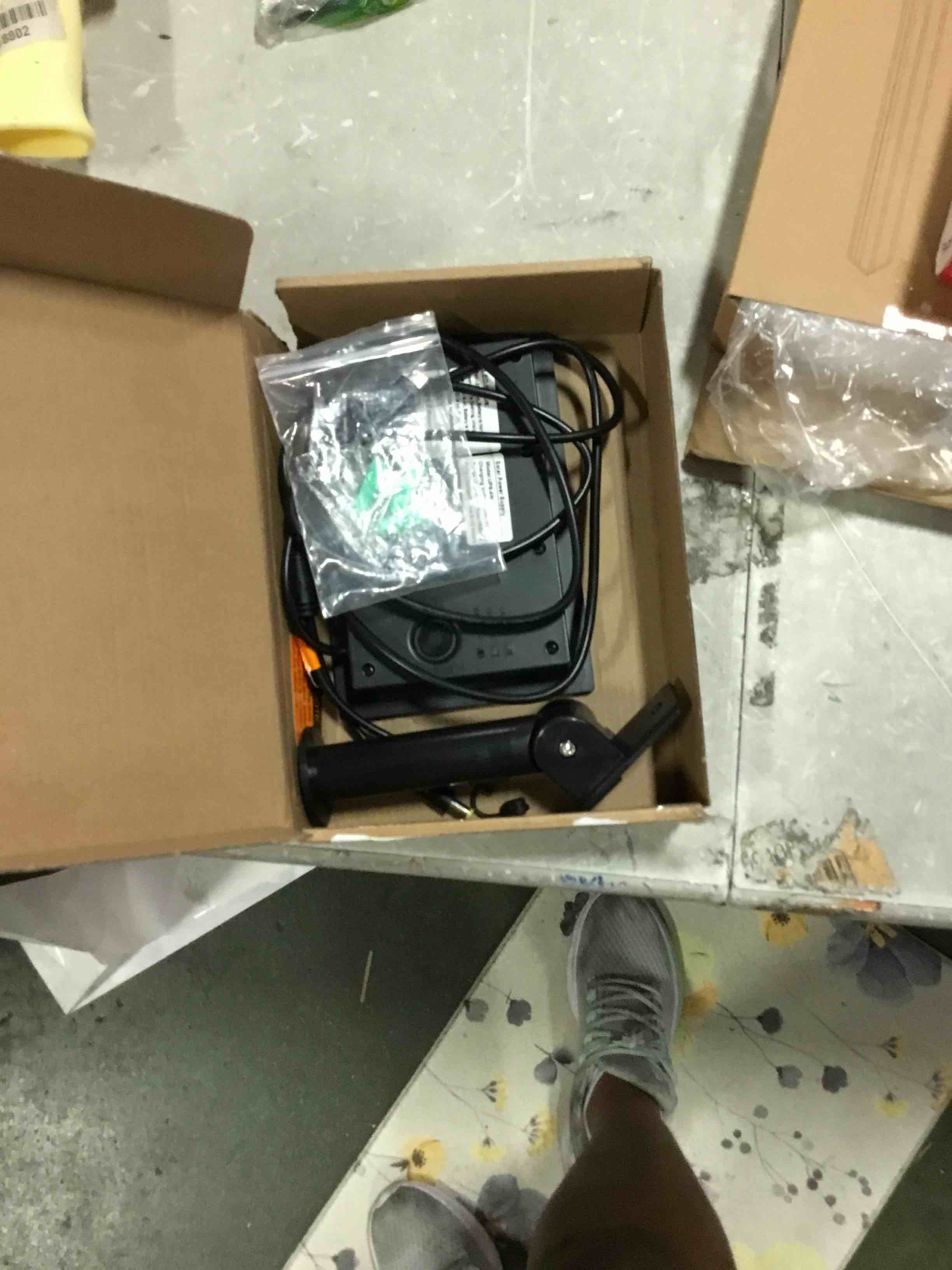 https://s3.amazonaws.com/lotting-images-prod/bidfta/ORG6487268_1717597513797.jpeg
