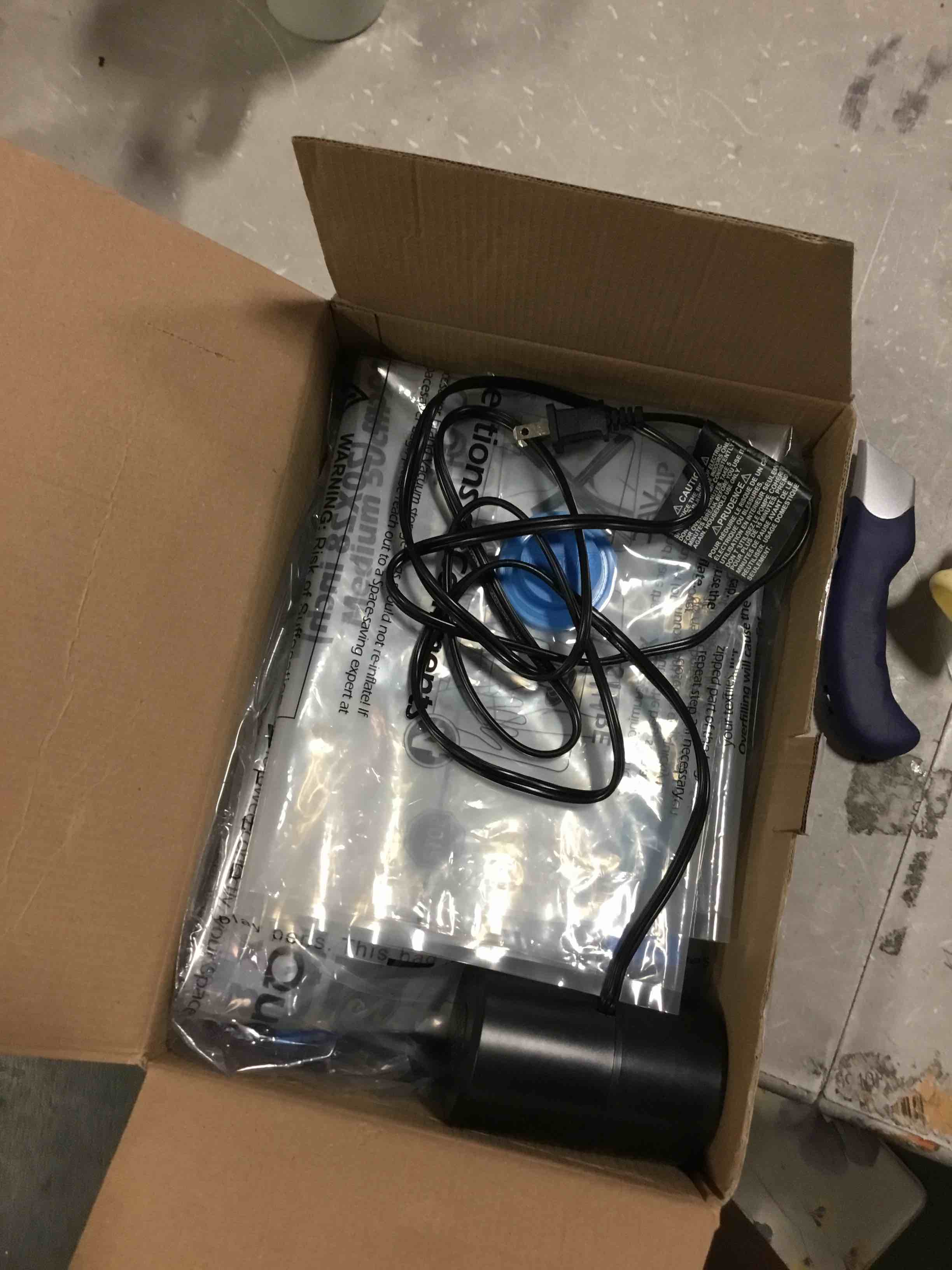 https://s3.amazonaws.com/lotting-images-prod/bidfta/ORG6487286_1717599002253.jpeg