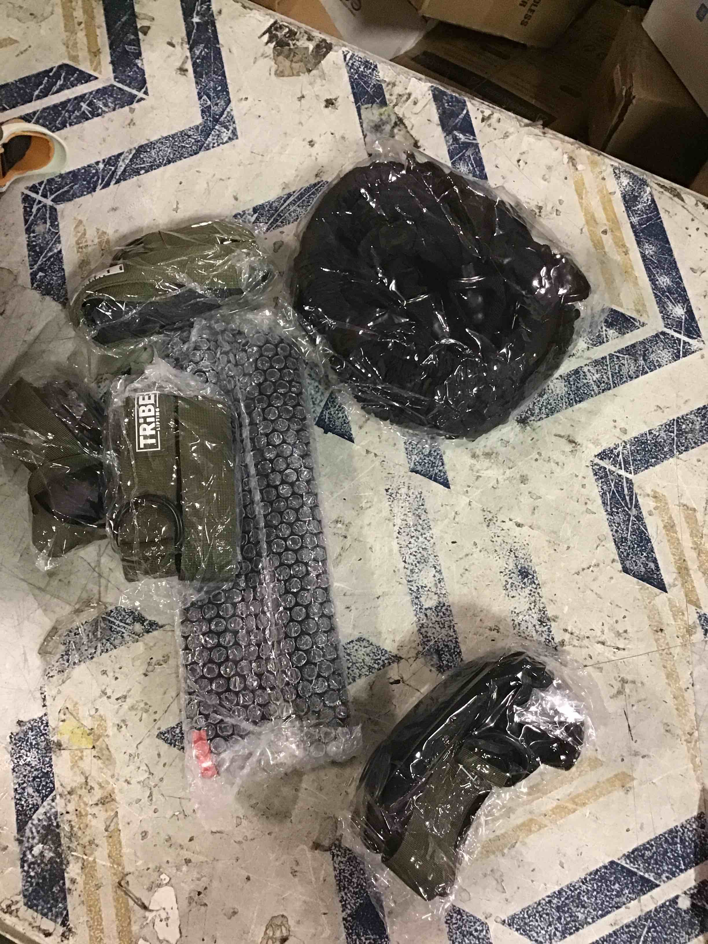 https://s3.amazonaws.com/lotting-images-prod/bidfta/ORG6488191_1717598104942.jpeg