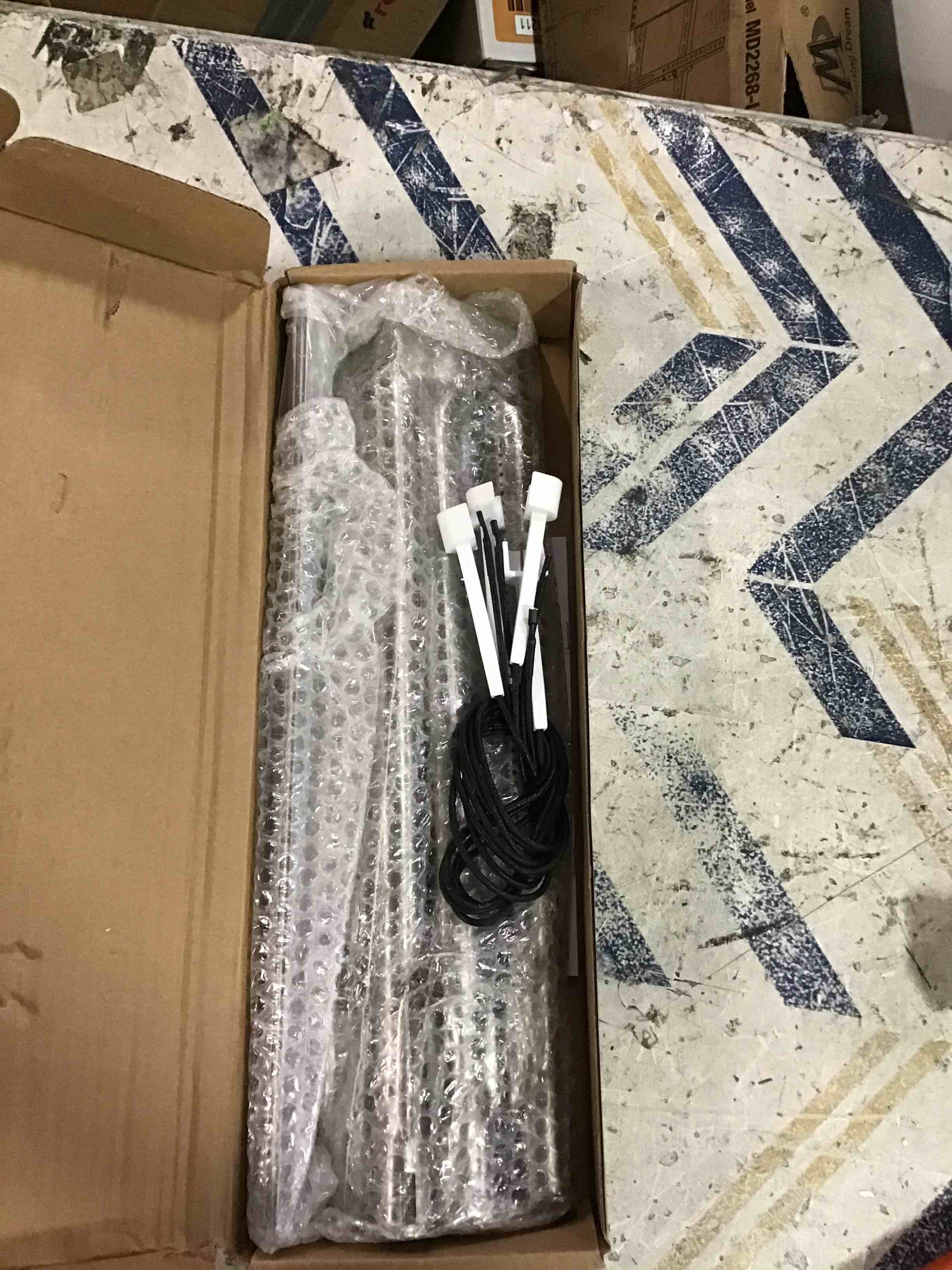 https://s3.amazonaws.com/lotting-images-prod/bidfta/ORG6488237_1717602051613.jpeg