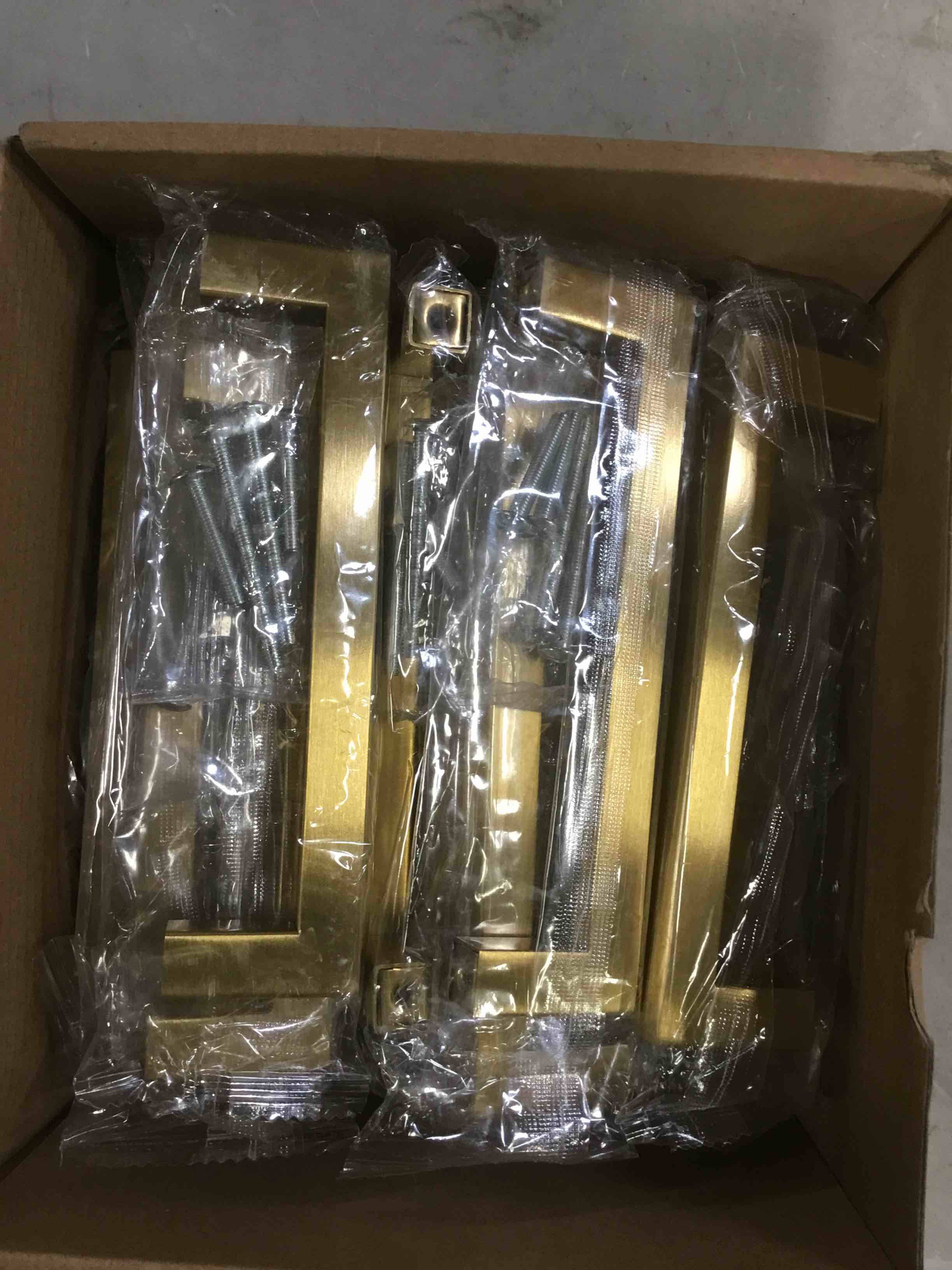 https://s3.amazonaws.com/lotting-images-prod/bidfta/ORG6489537_1717252312007.jpeg
