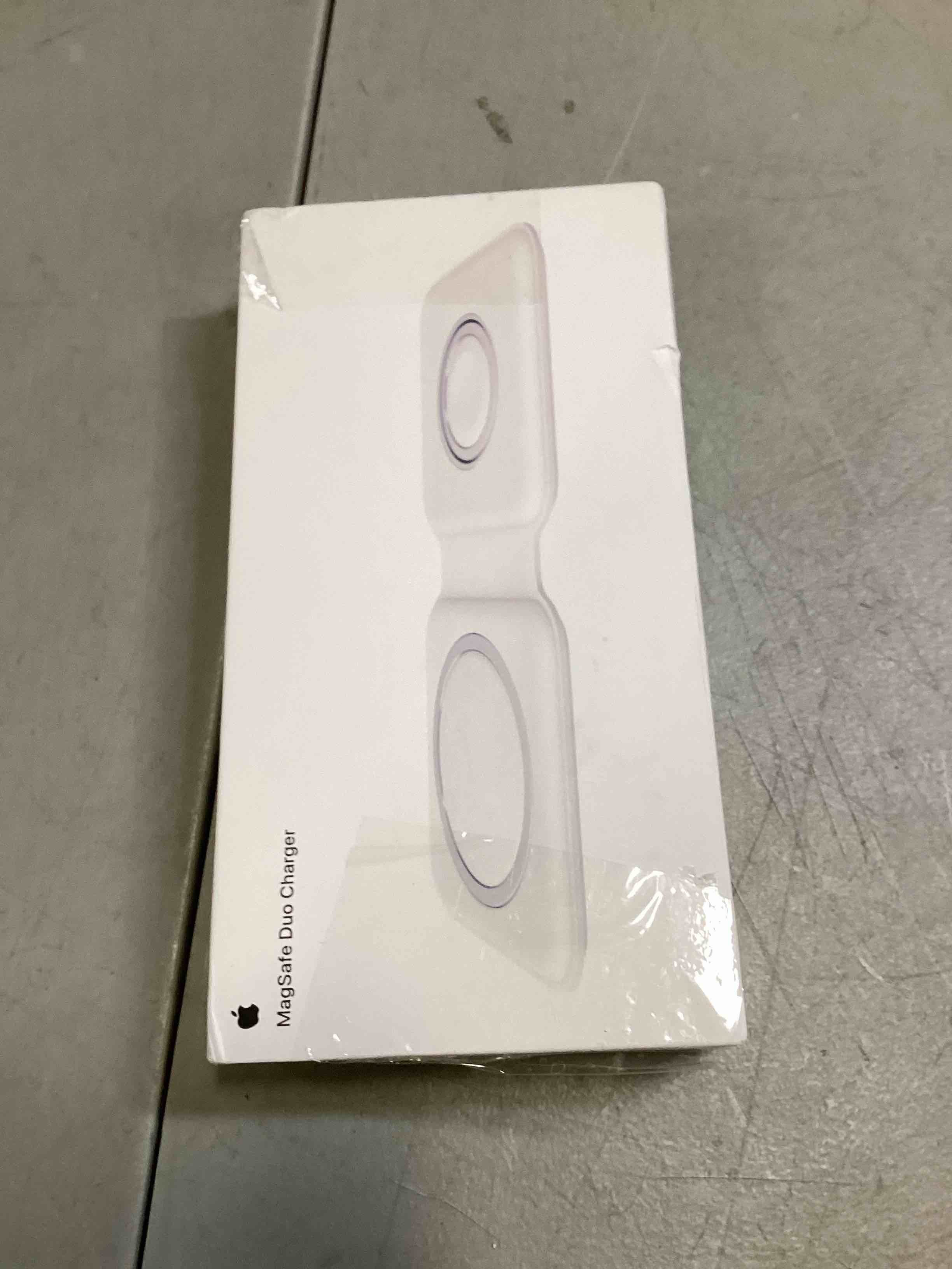 https://s3.amazonaws.com/lotting-images-prod/bidfta/ORG6489884_1717434617554.jpeg