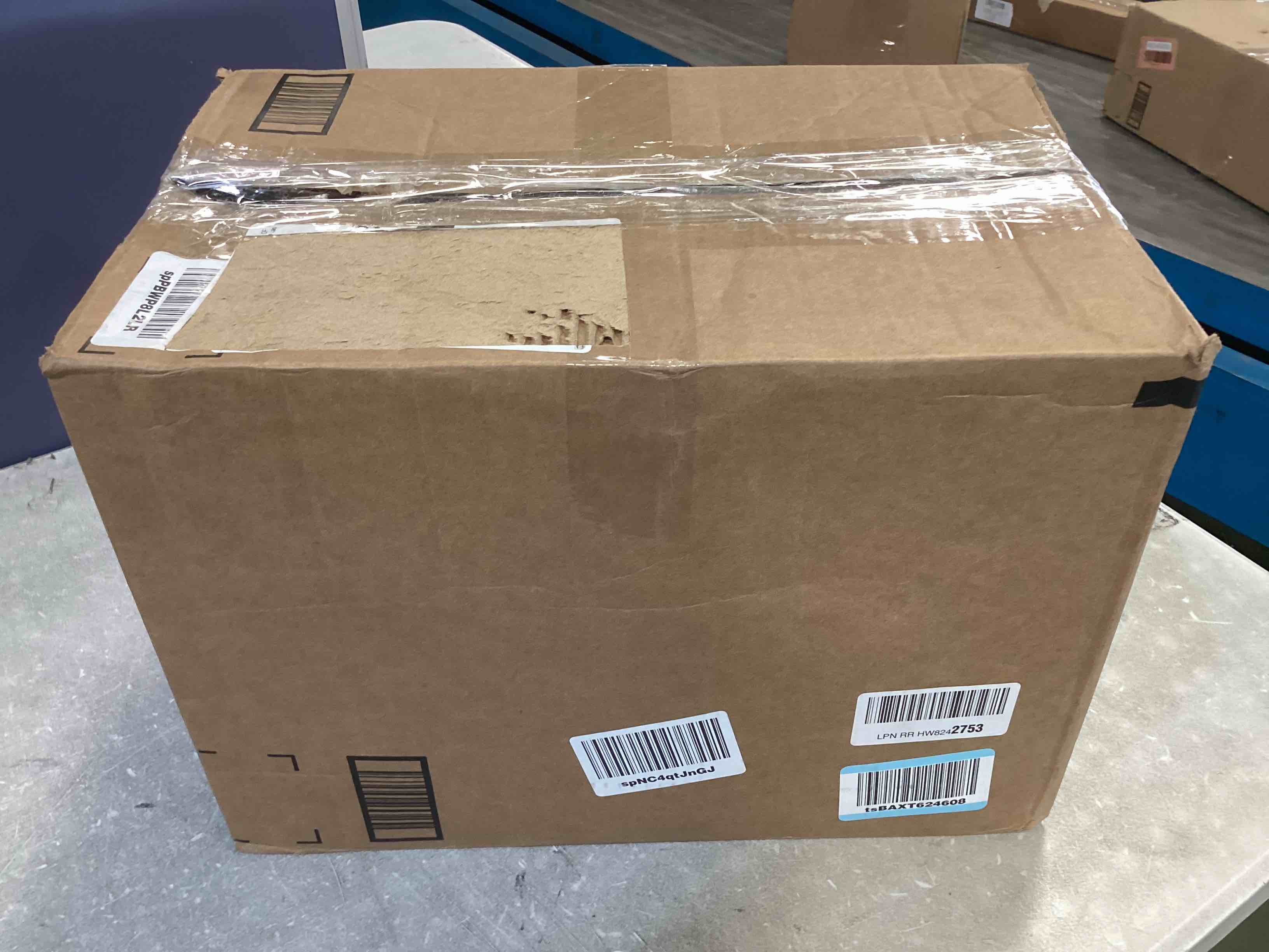 https://s3.amazonaws.com/lotting-images-prod/bidfta/ORG6491784_1717443014253.jpeg
