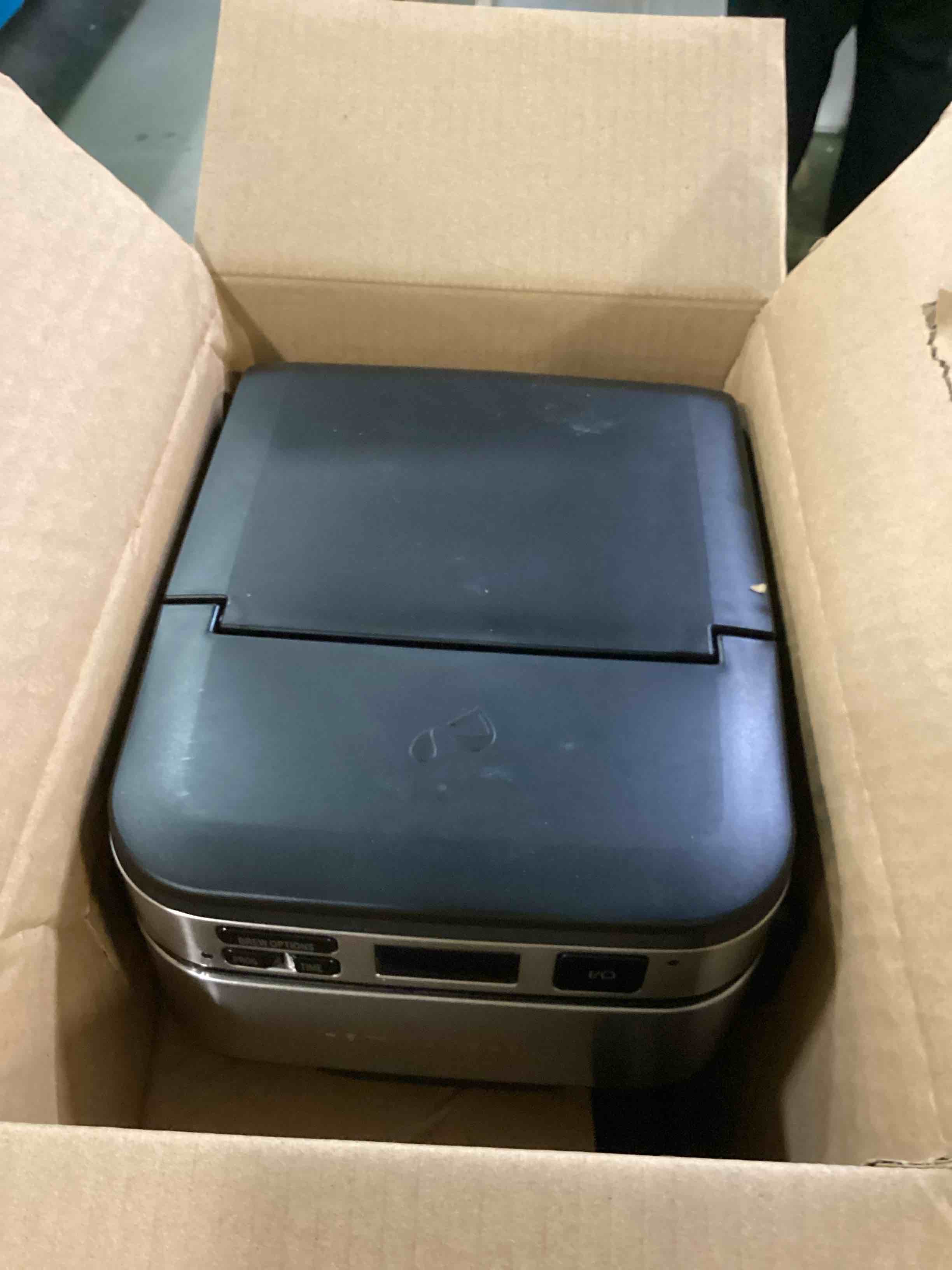https://s3.amazonaws.com/lotting-images-prod/bidfta/ORG6491885_1717513109266.jpeg