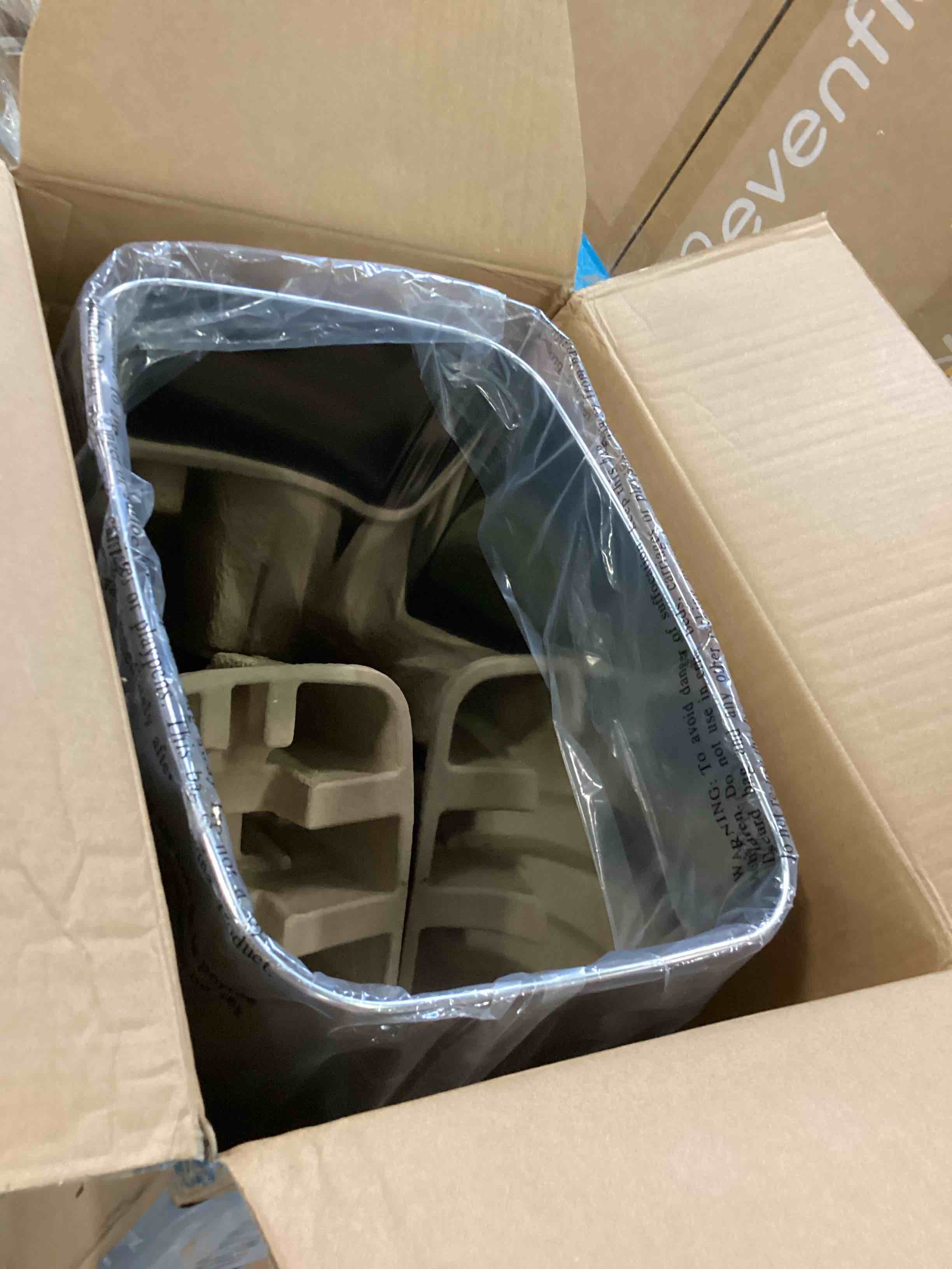 https://s3.amazonaws.com/lotting-images-prod/bidfta/ORG6492540_1717003973824.jpeg
