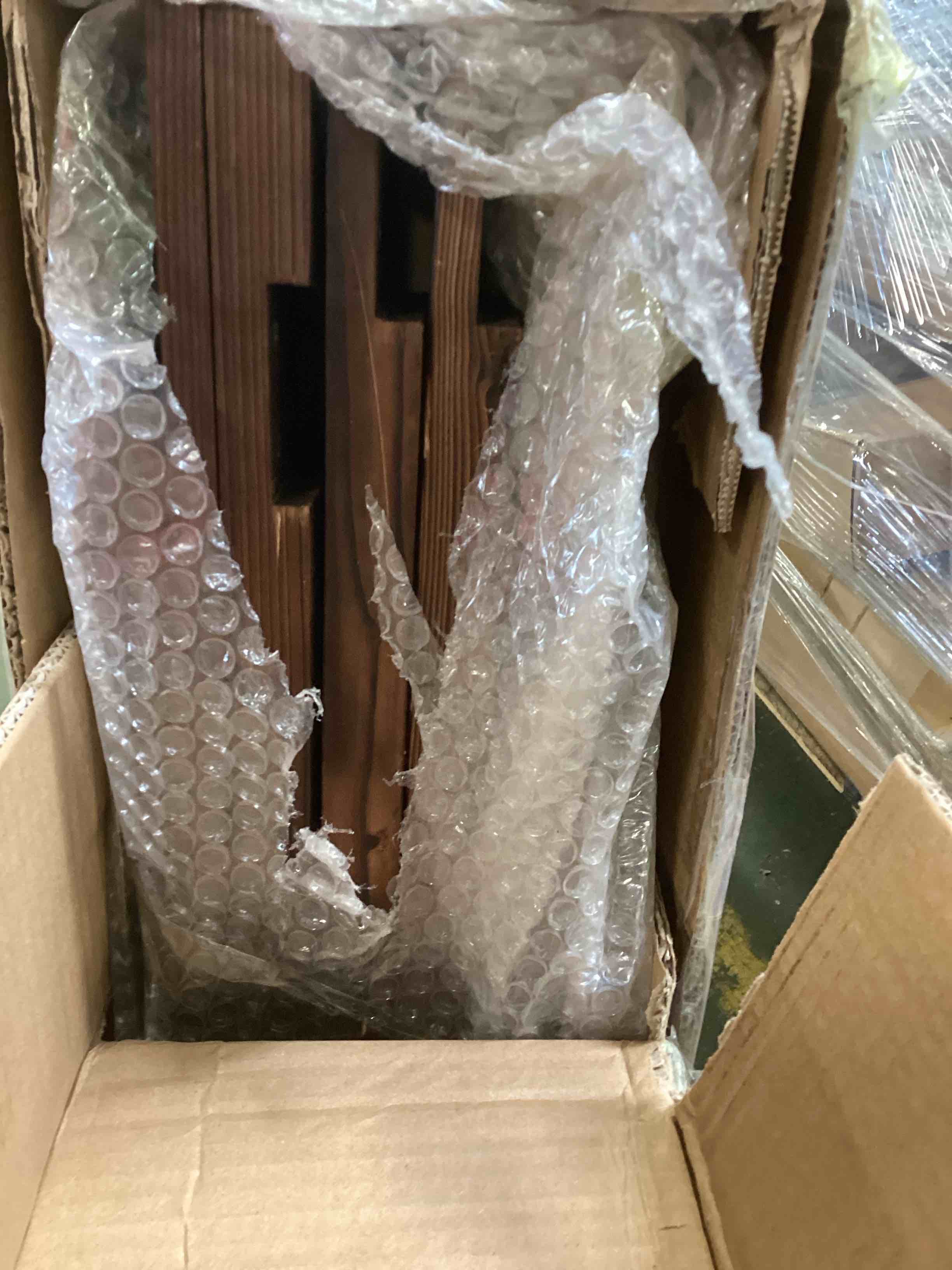 https://s3.amazonaws.com/lotting-images-prod/bidfta/ORG6493083_1717180797069.jpeg
