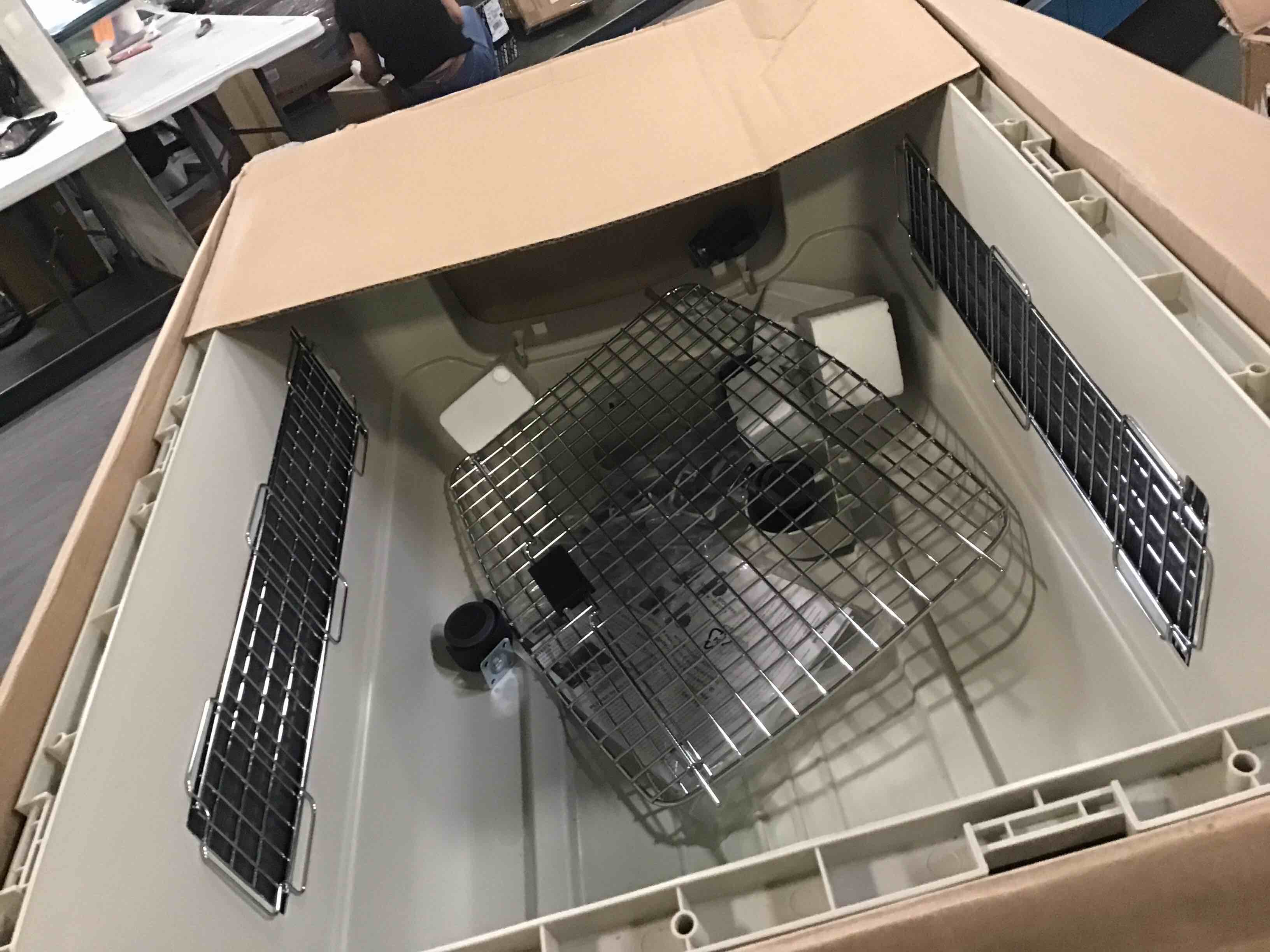 https://s3.amazonaws.com/lotting-images-prod/bidfta/ORG6493308_1717267168163.jpeg