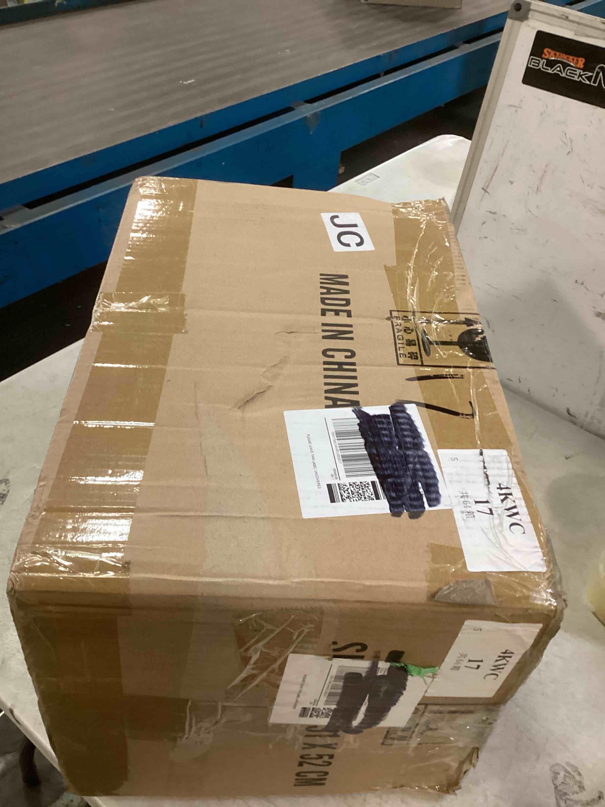 https://s3.amazonaws.com/lotting-images-prod/bidfta/ORG6493490_1717428082186.jpeg