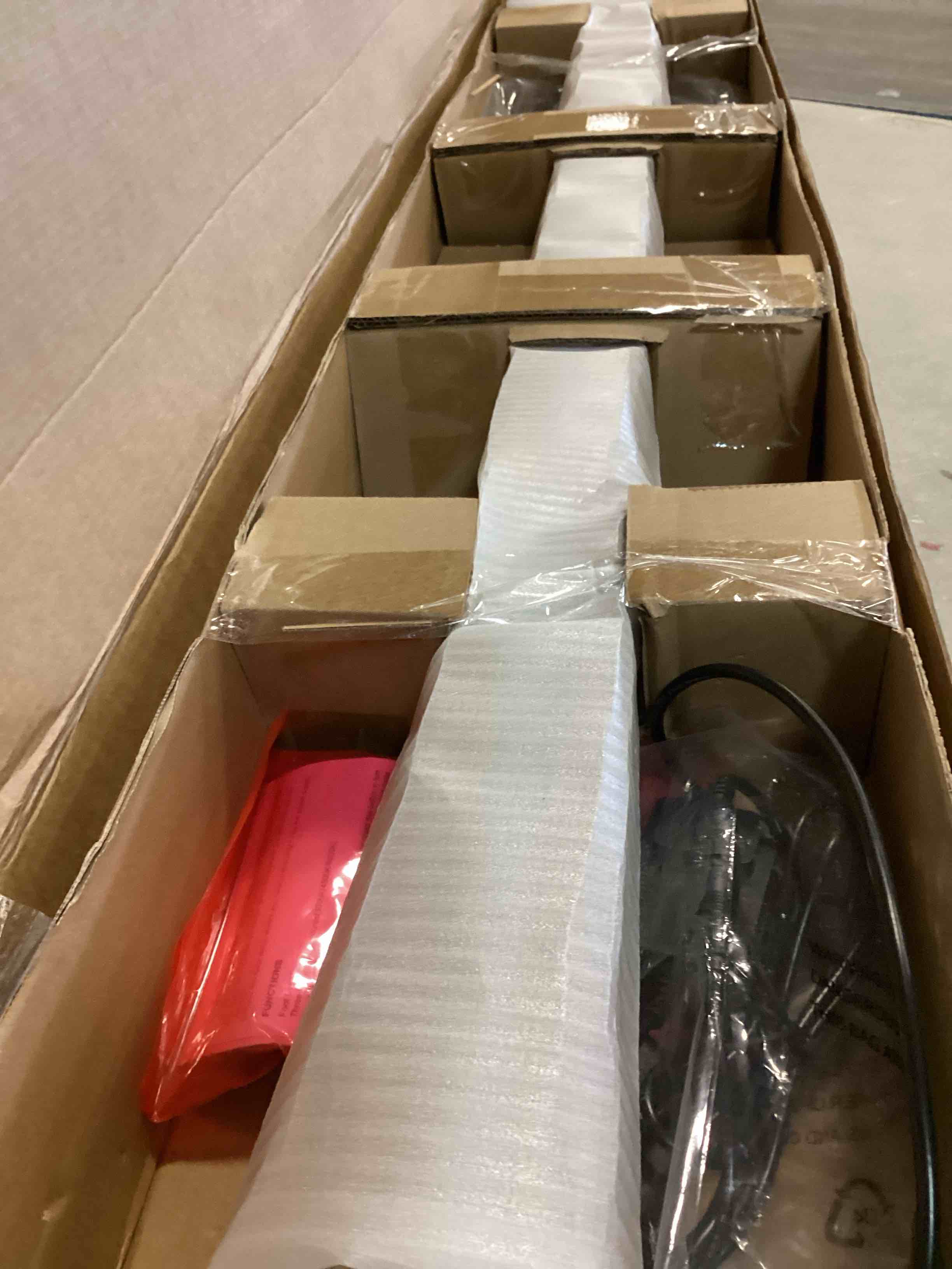 https://s3.amazonaws.com/lotting-images-prod/bidfta/ORG6494495_1717774312439.jpeg