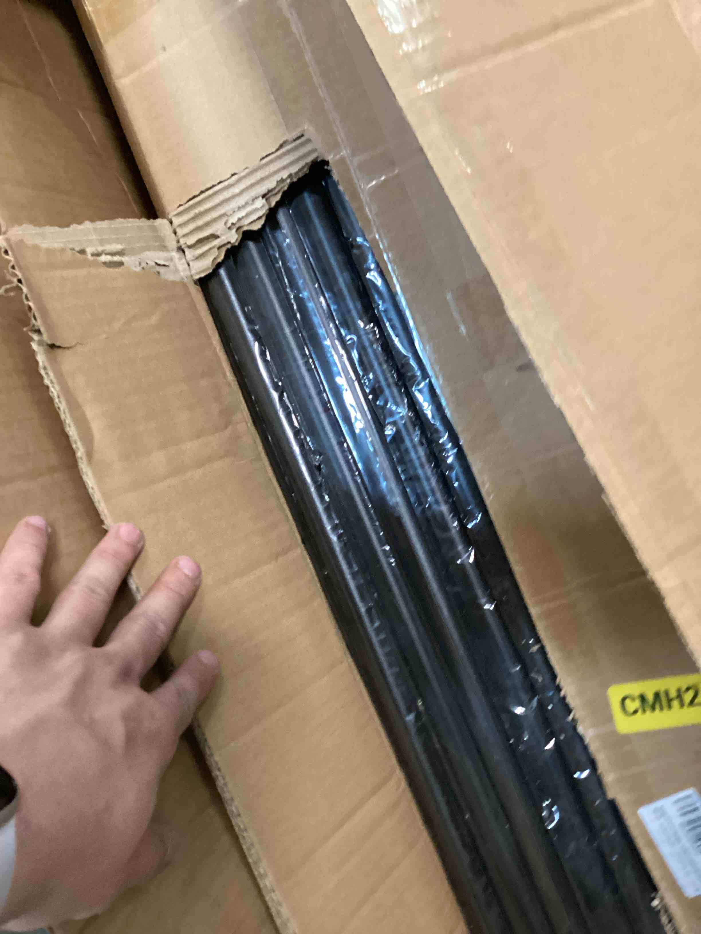 https://s3.amazonaws.com/lotting-images-prod/bidfta/ORG6496042_1717765214747.jpeg