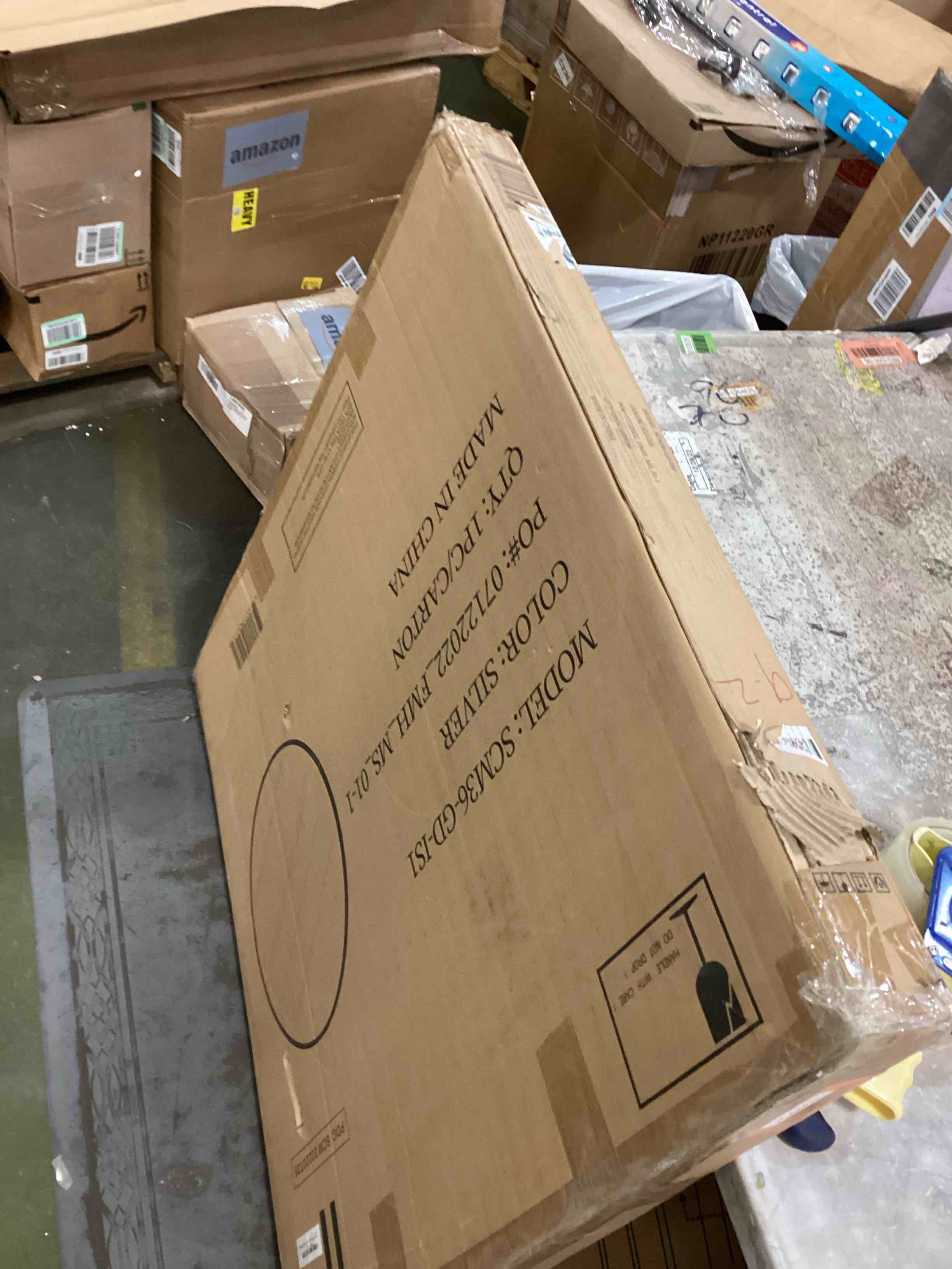 https://s3.amazonaws.com/lotting-images-prod/bidfta/ORG6496442_1718035643091.jpeg